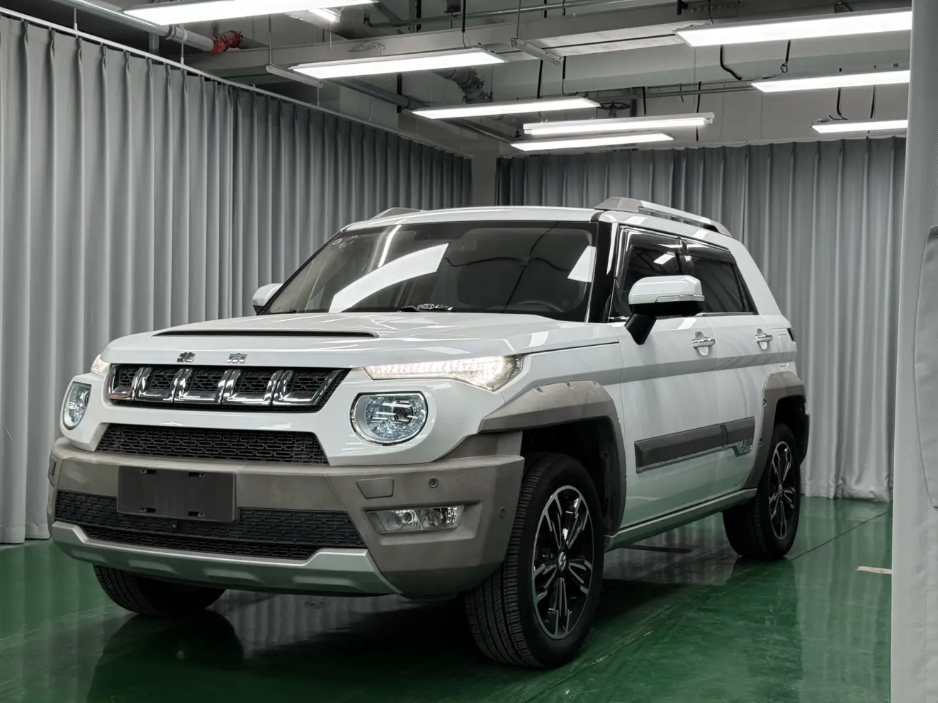 BAIC Beijing BJ20  из Китая