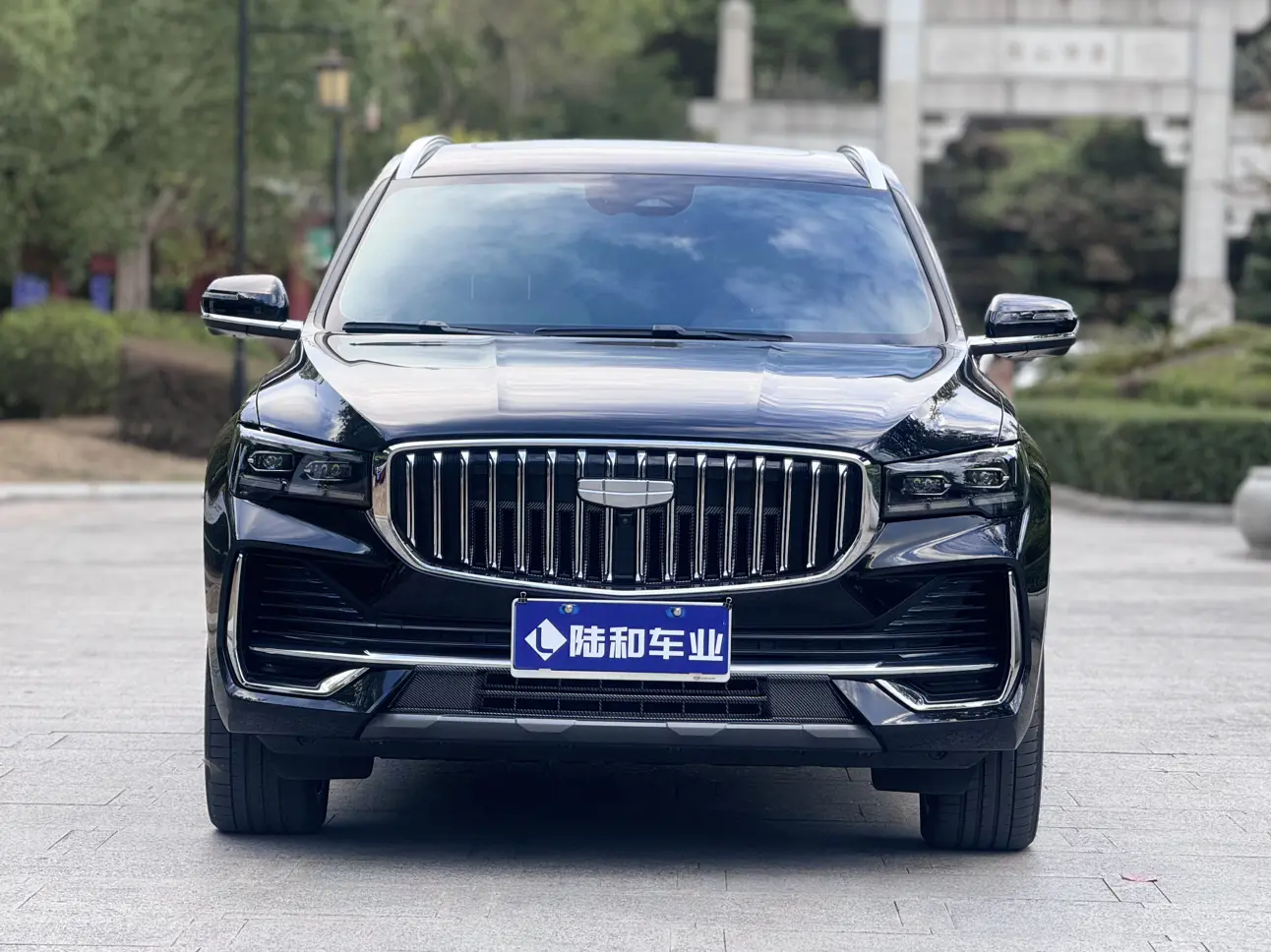 Geely Monjaro (Xingyue L)  из Китая