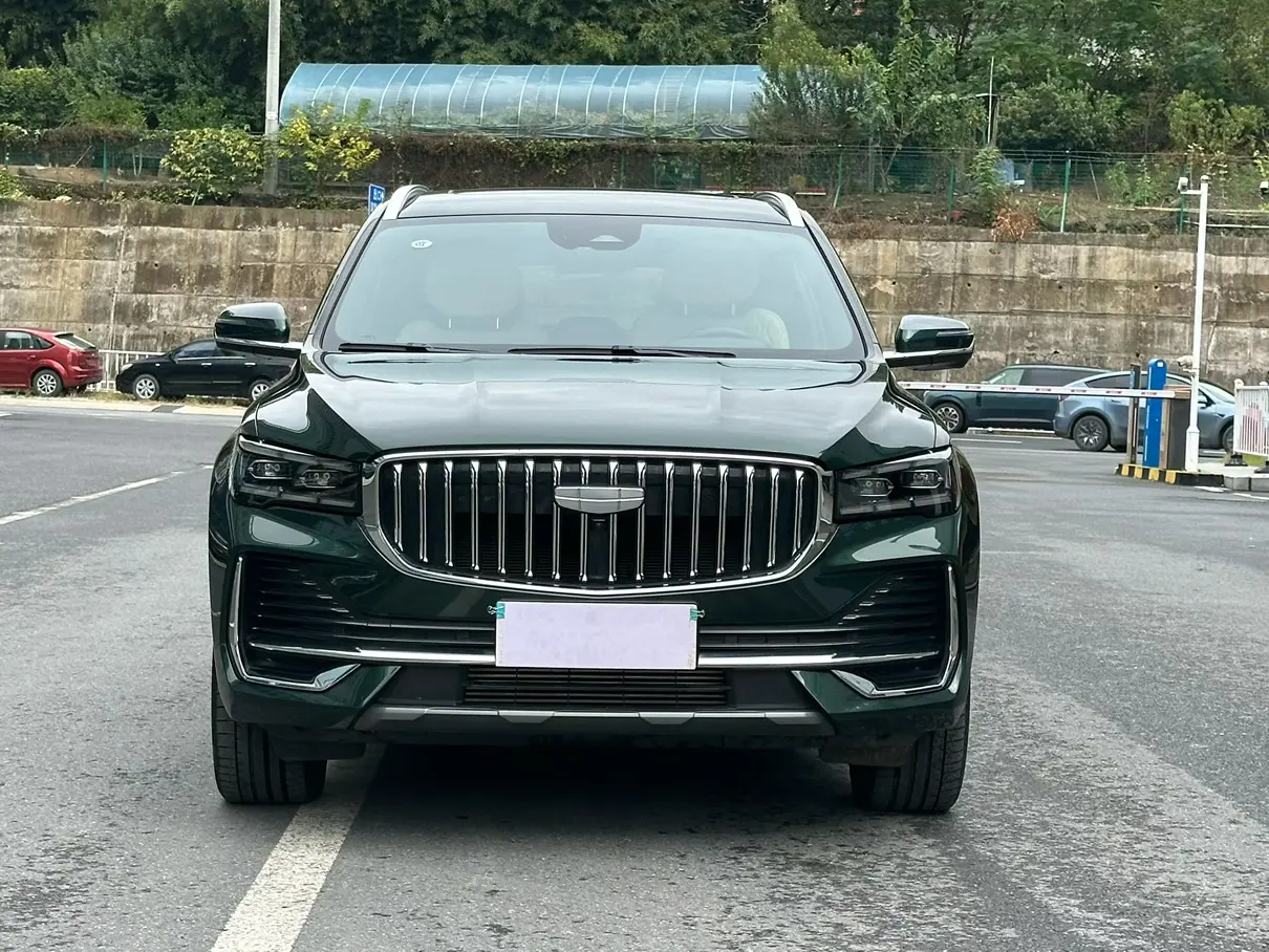 Geely Monjaro (Xingyue L)  из Китая