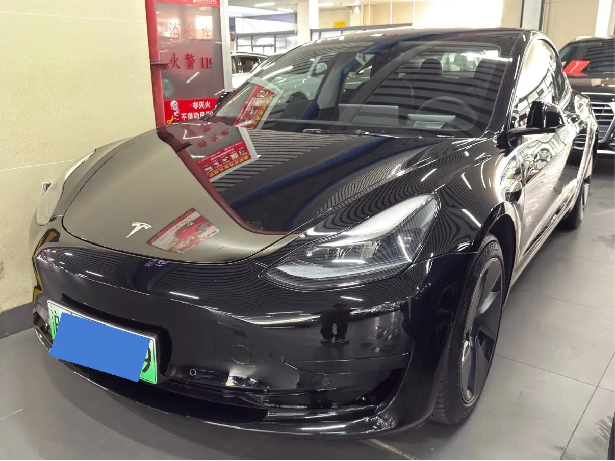 Tesla Model 3  из Китая