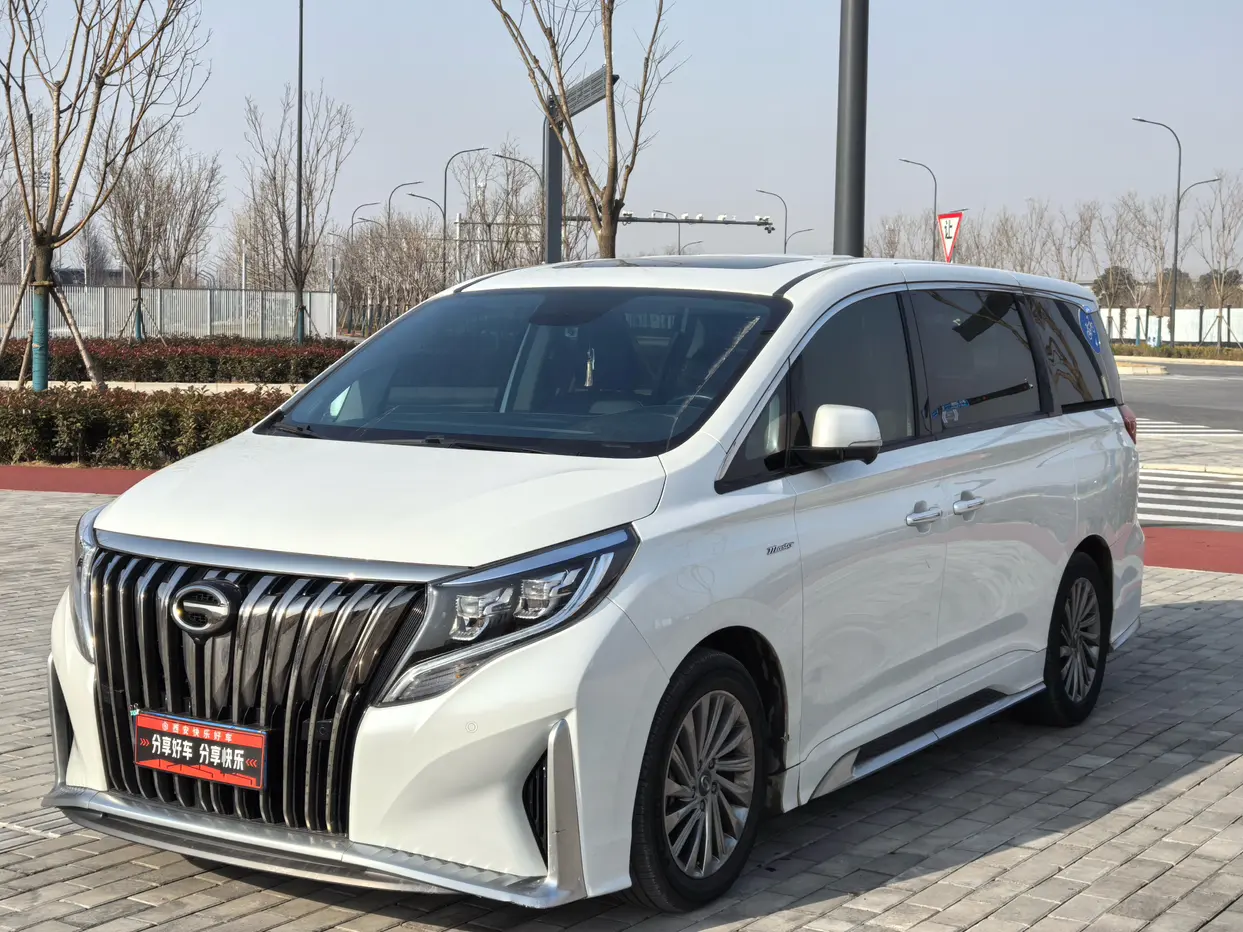 GAC Trumpchi M8  из Китая