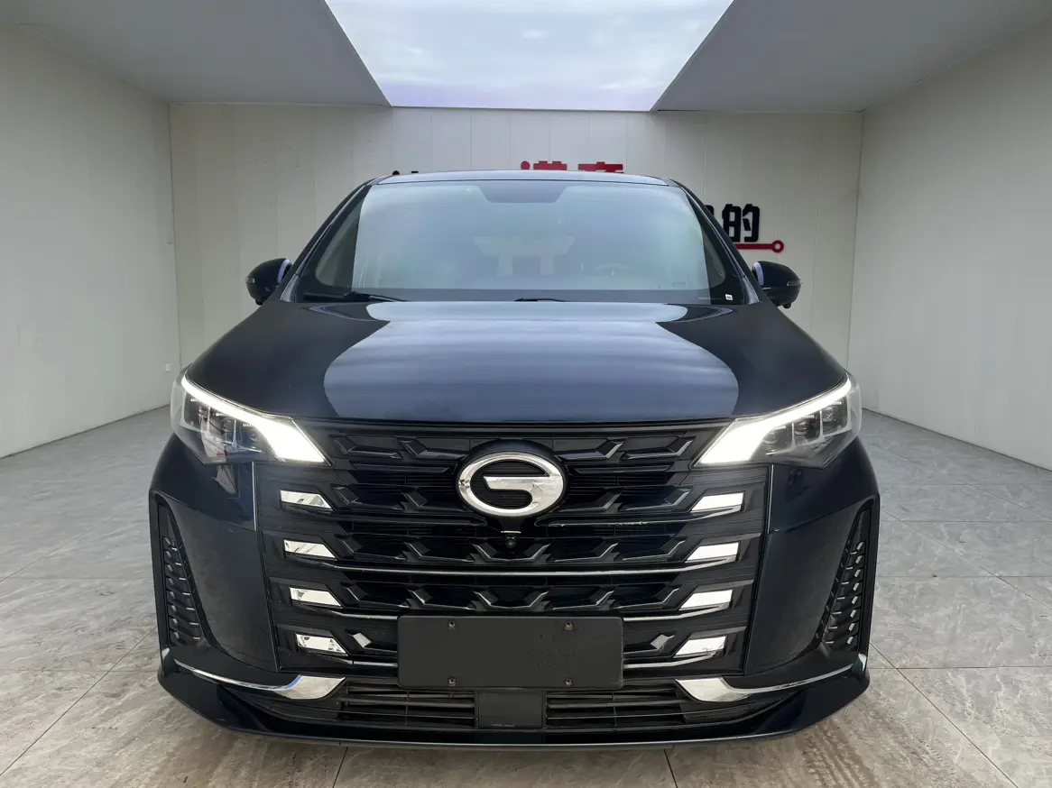 GAC Trumpchi M6  из Китая