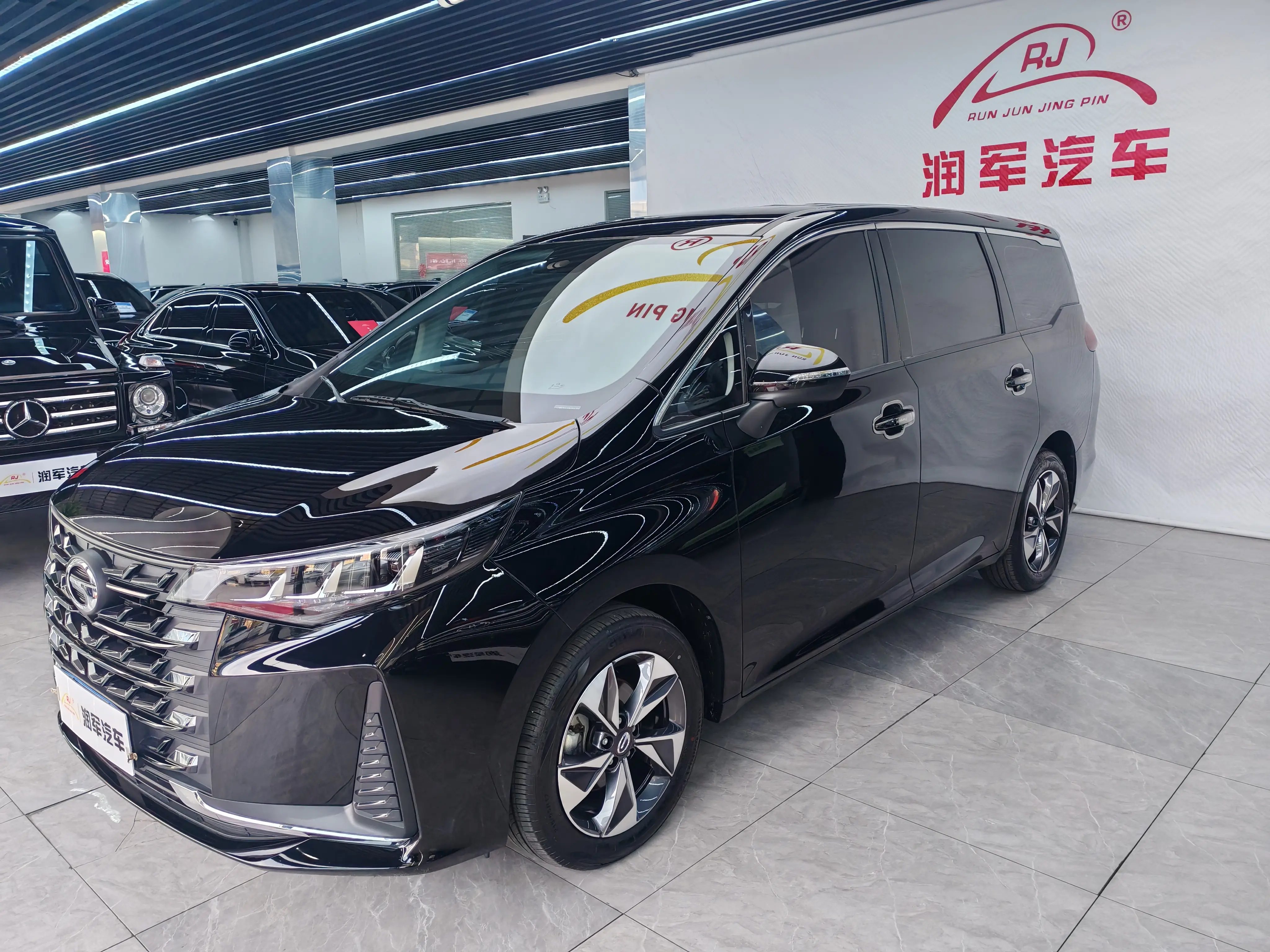 GAC Trumpchi M6  из Китая