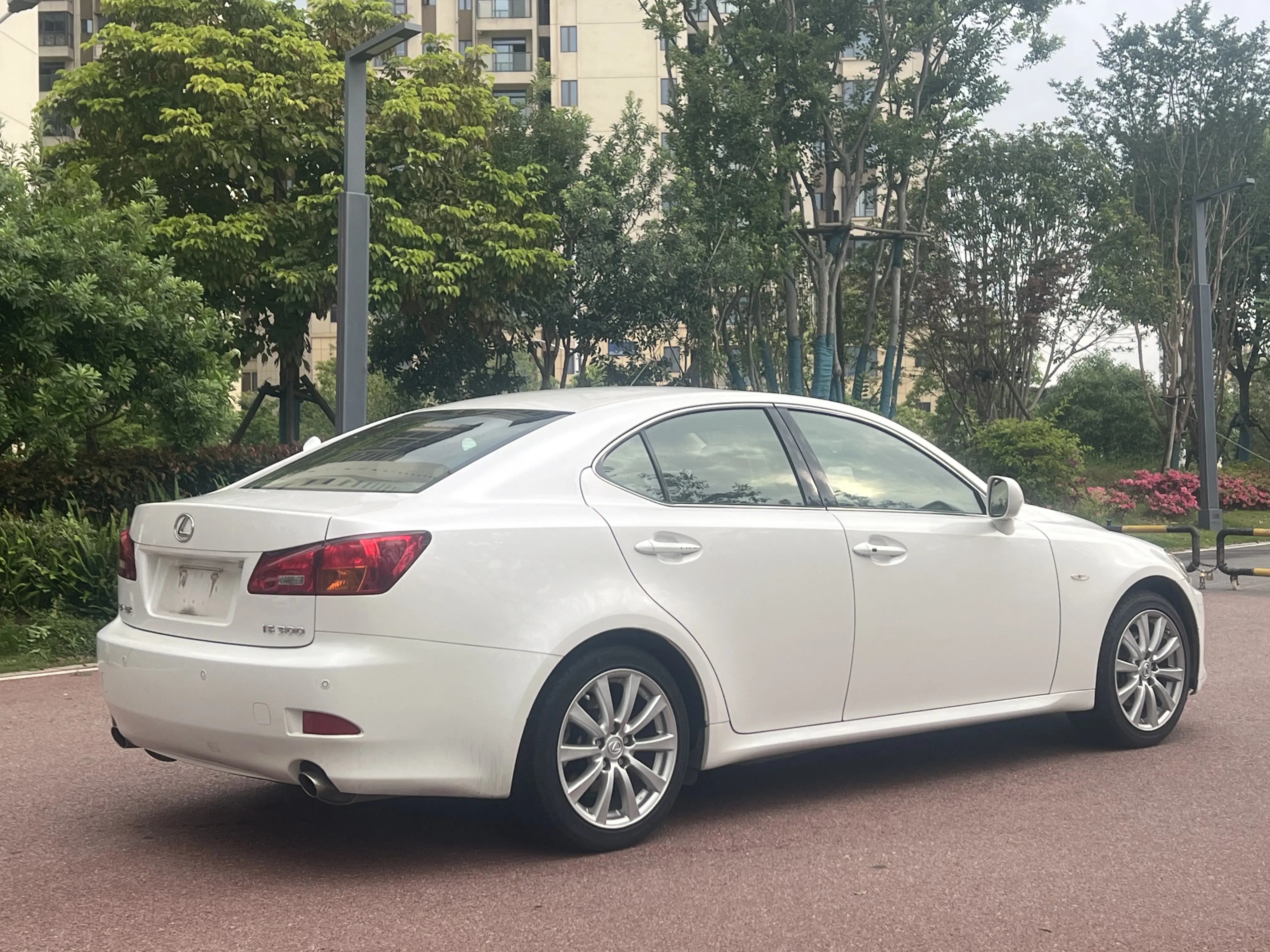 Lexus IS  из Китая