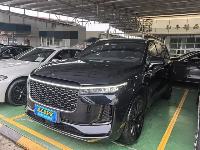 Li ONE (Ideal ONE)  из Китая