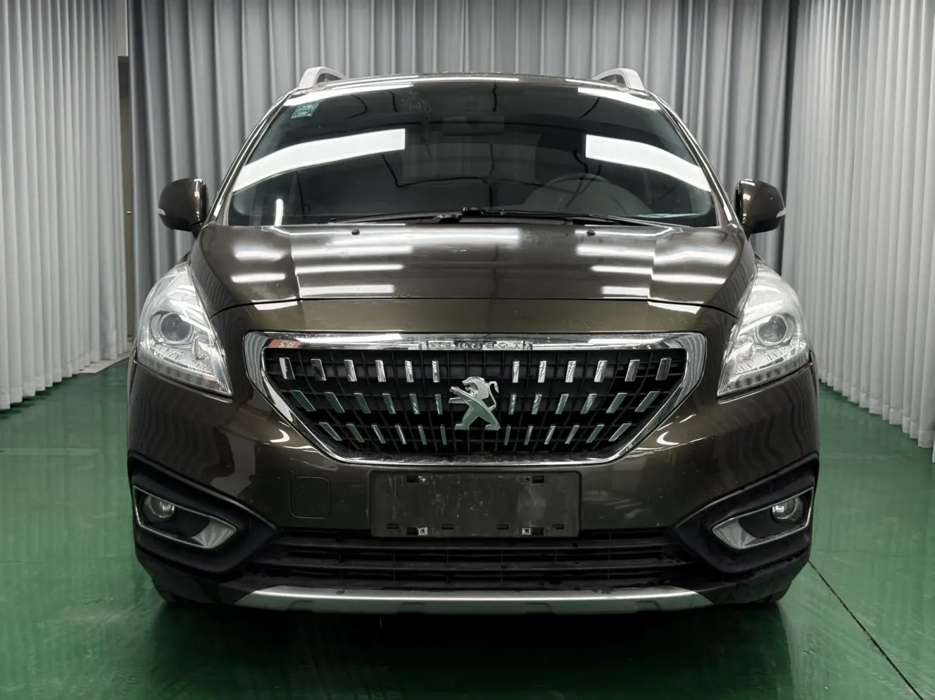 Peugeot 3008  из Китая