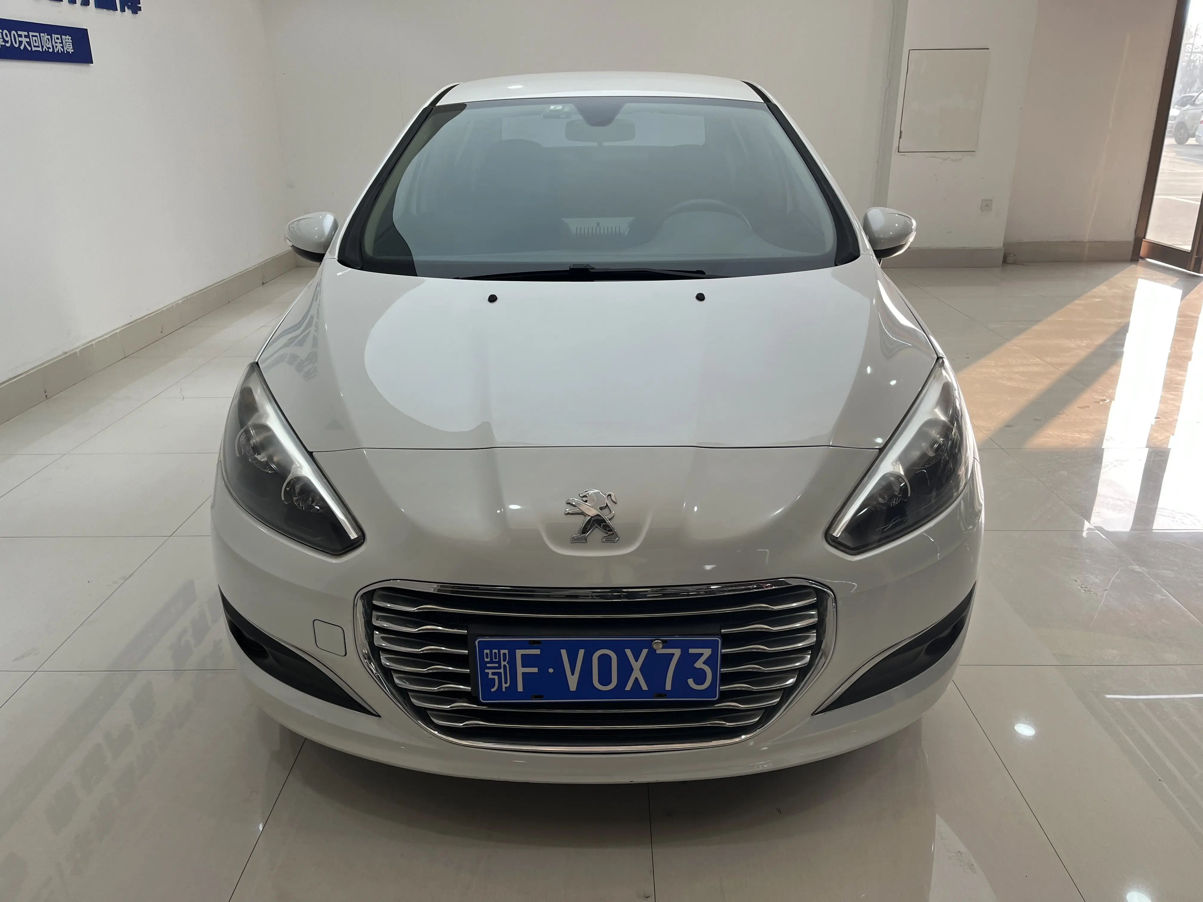 Peugeot 308  из Китая