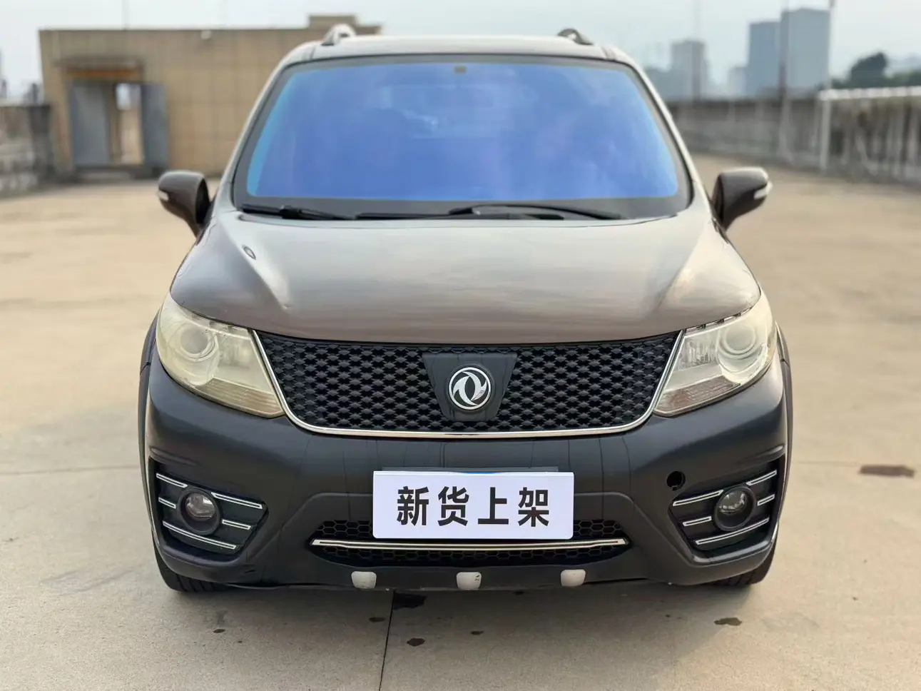 Forthing Jingyi X3  из Китая