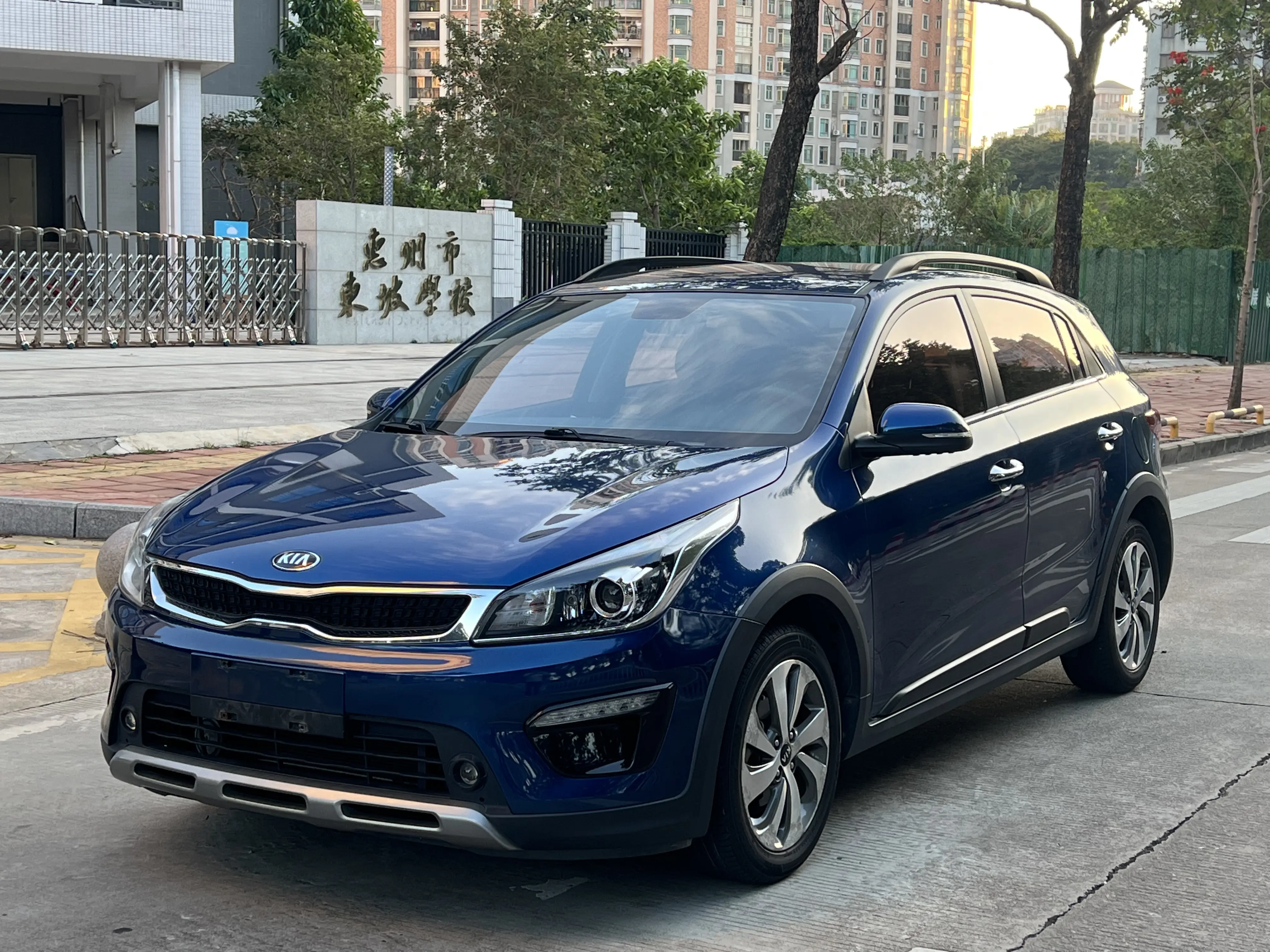 Kia KX CROSS  из Китая