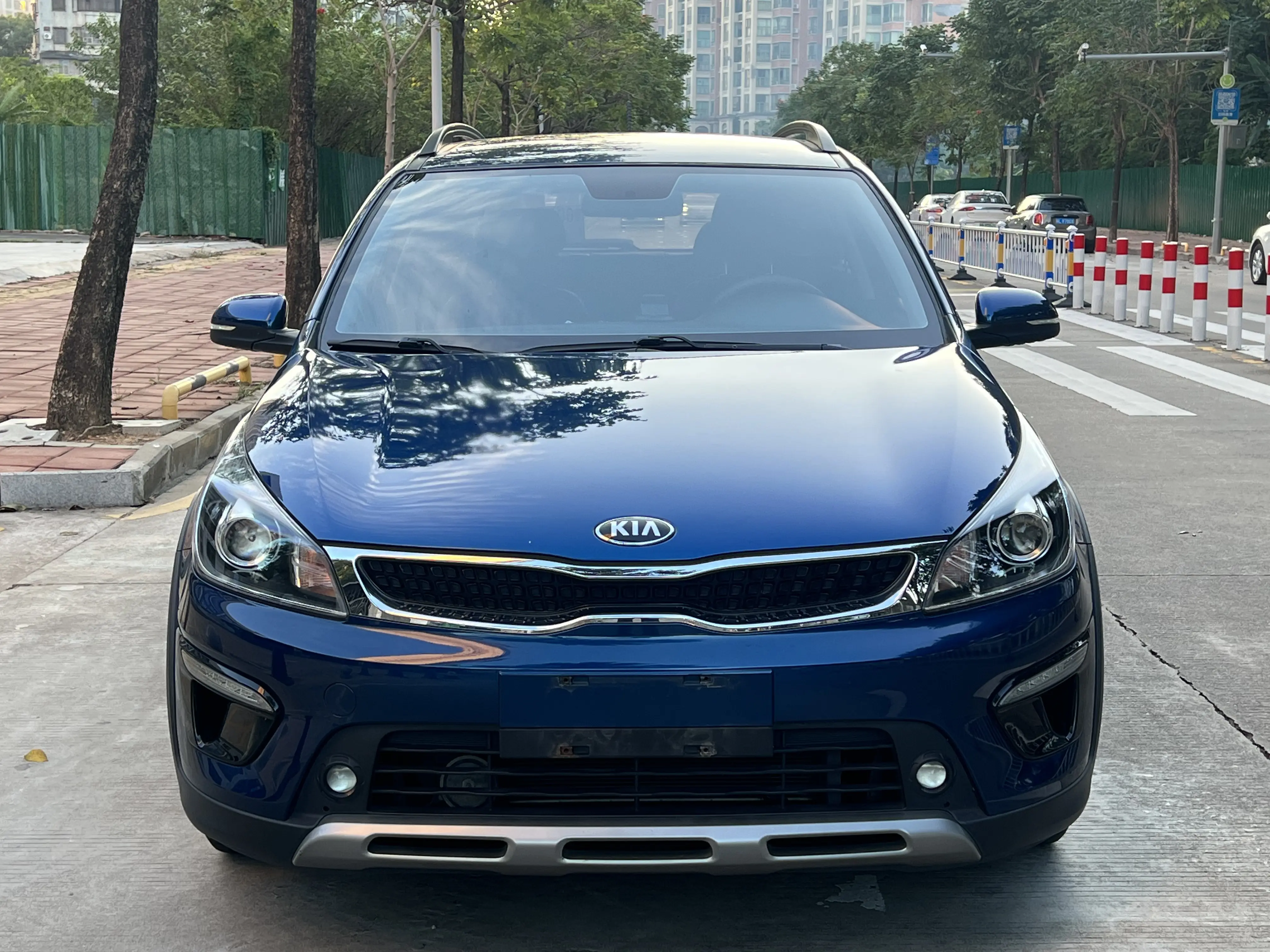 Kia KX CROSS  из Китая