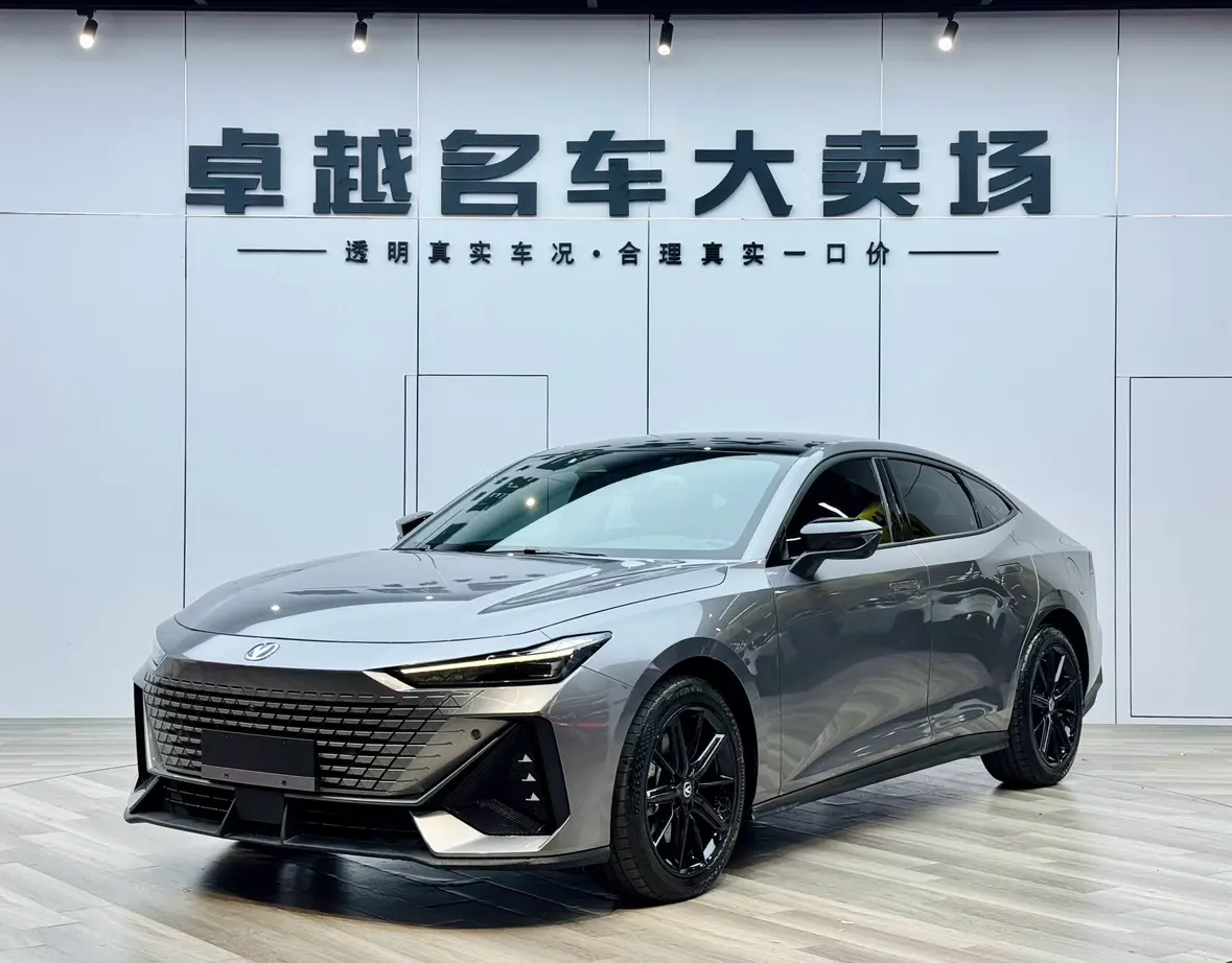 Changan UNI-V  из Китая