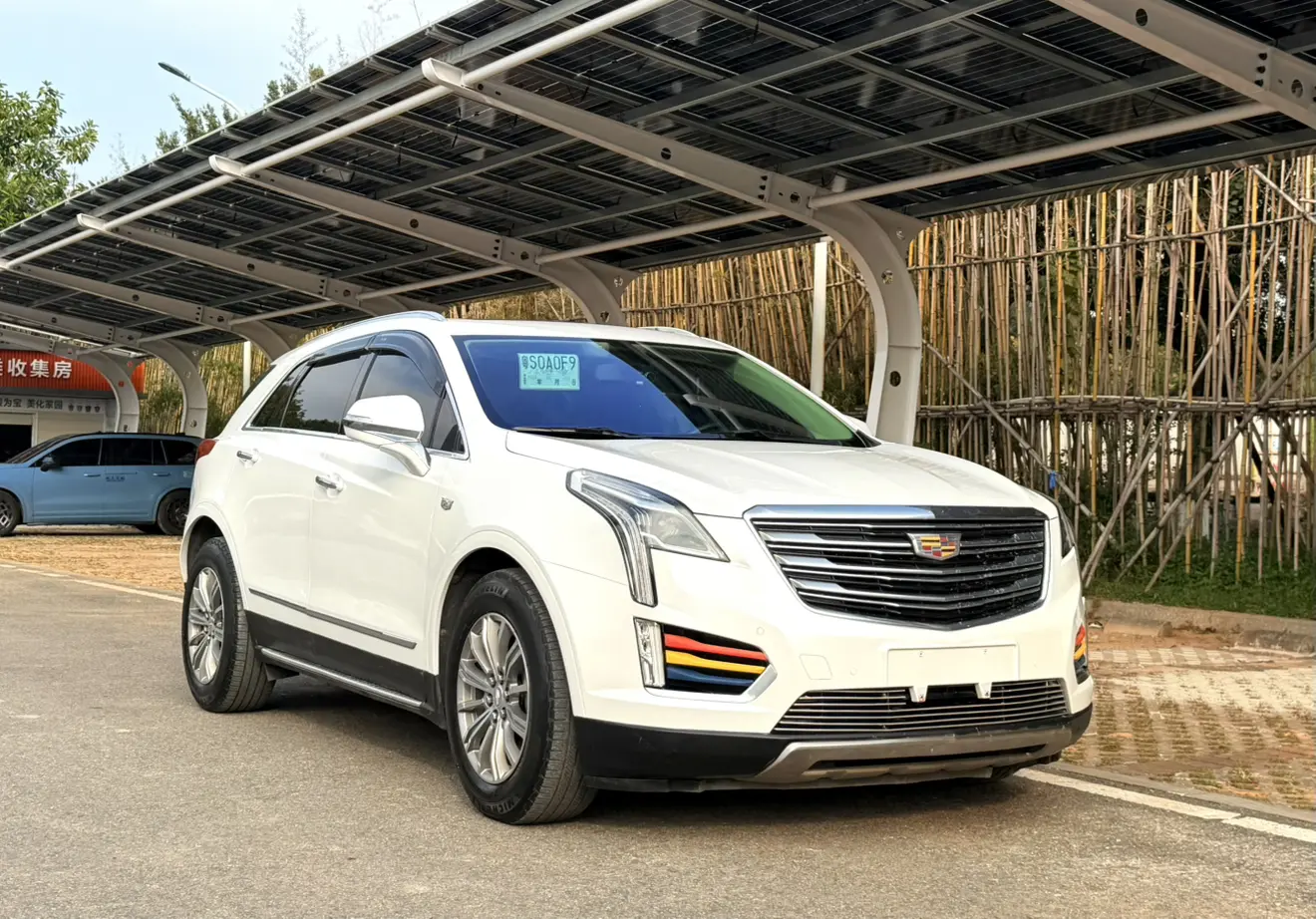 Cadillac XT5  из Китая