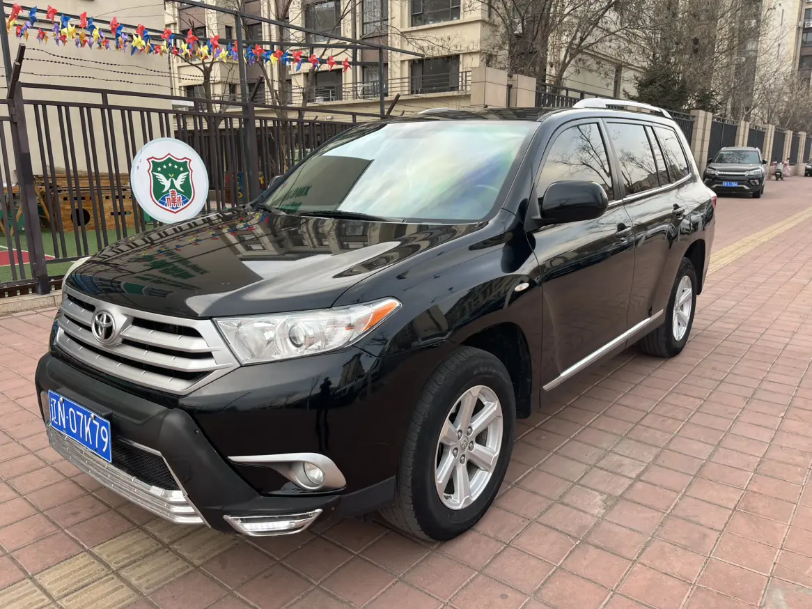 Toyota Highlander  из Китая