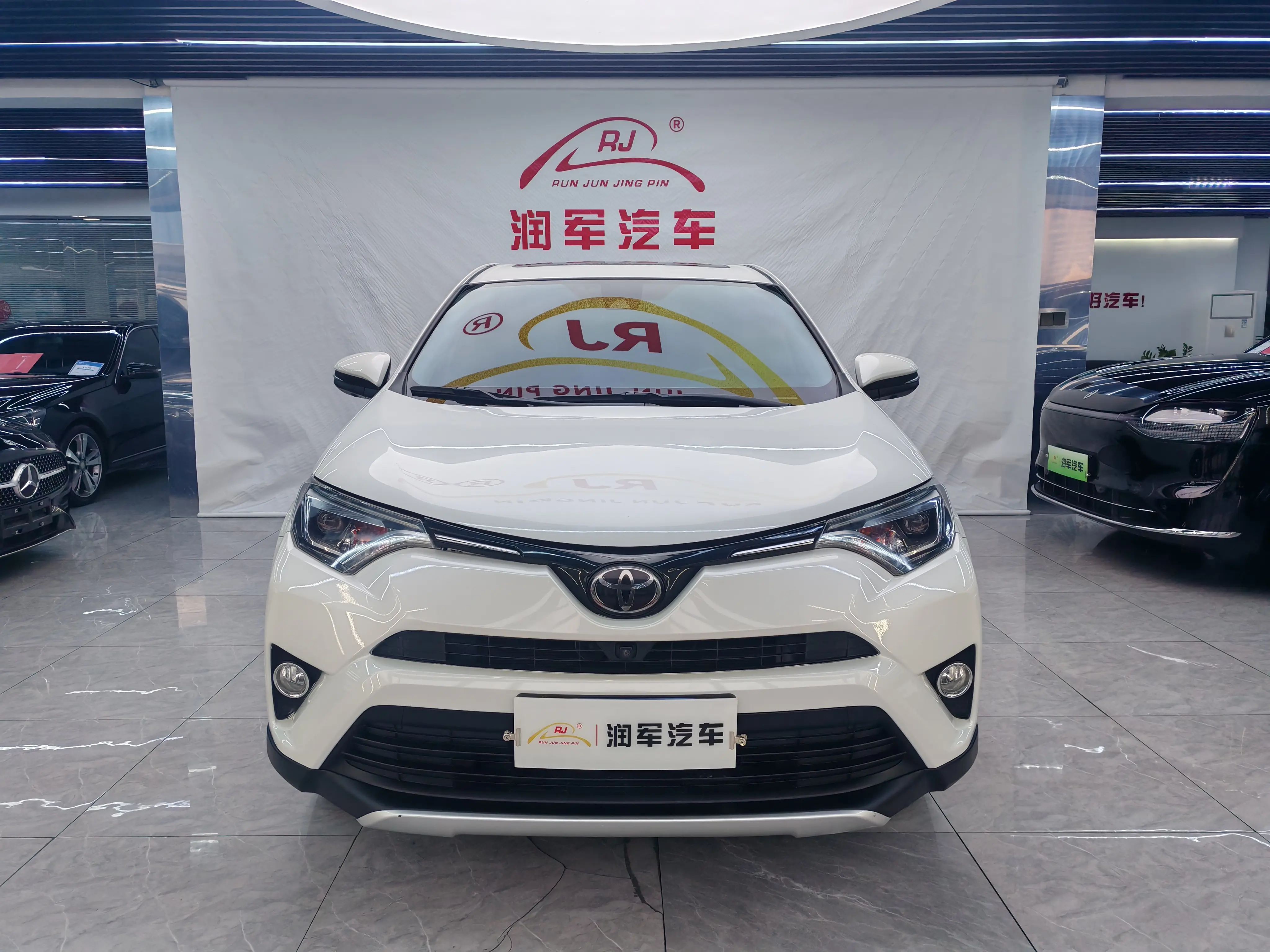 Toyota RAV4  из Китая