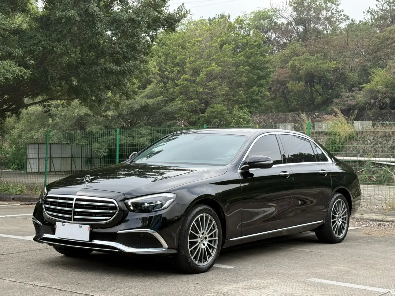 Mercedes-Benz E-Class  из Китая