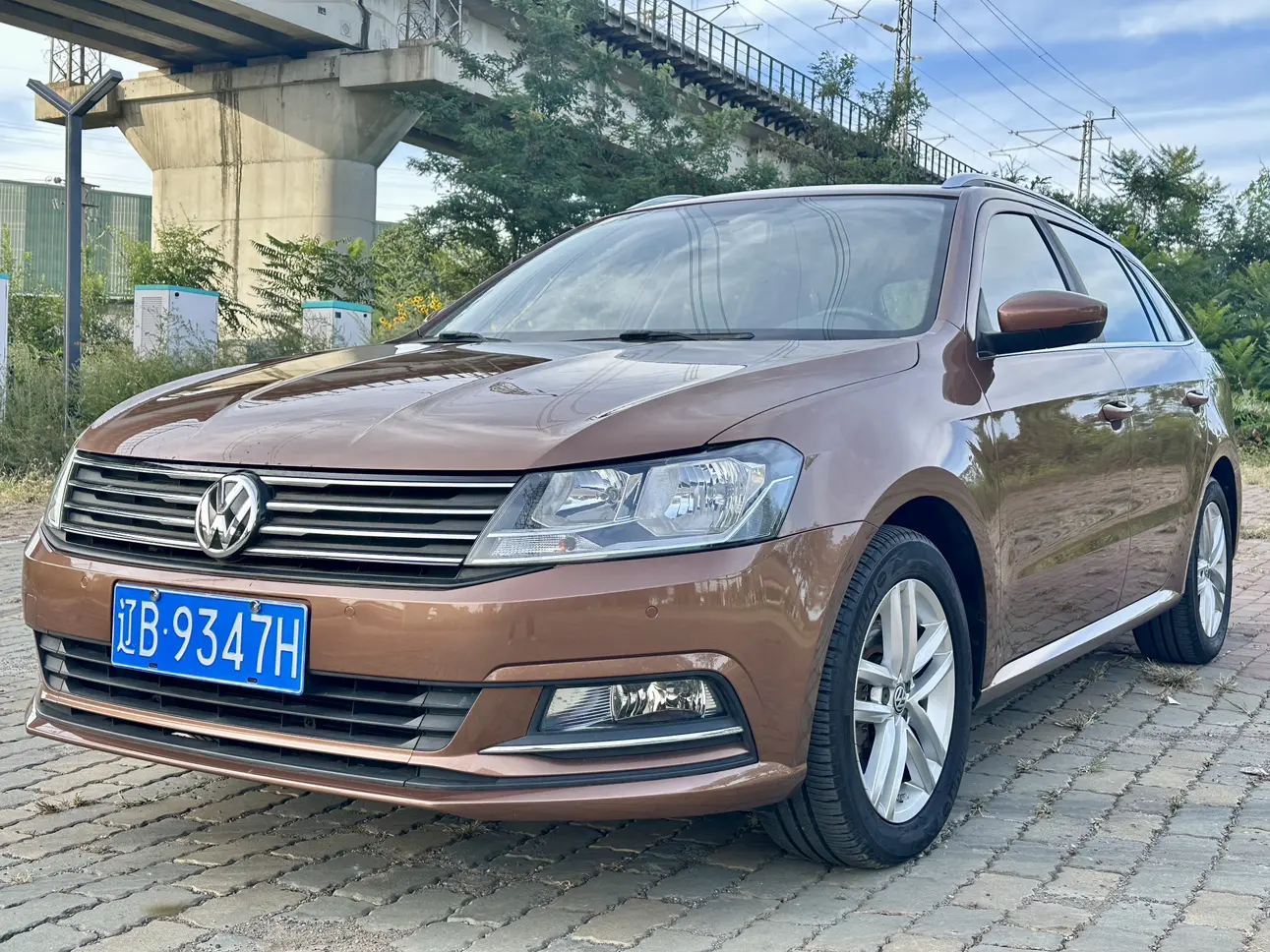 Volkswagen Langxing  из Китая