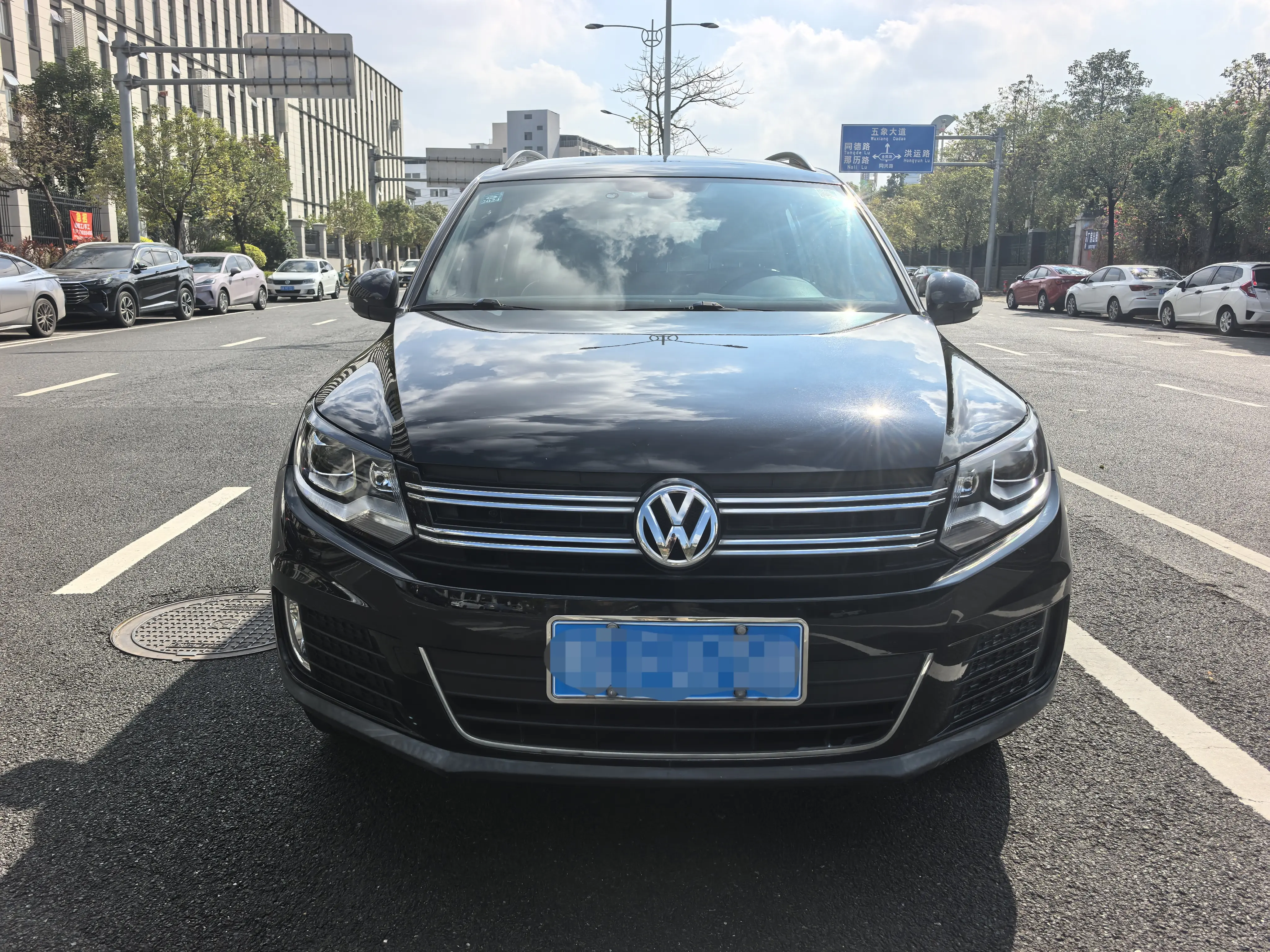 Volkswagen Tiguan  из Китая