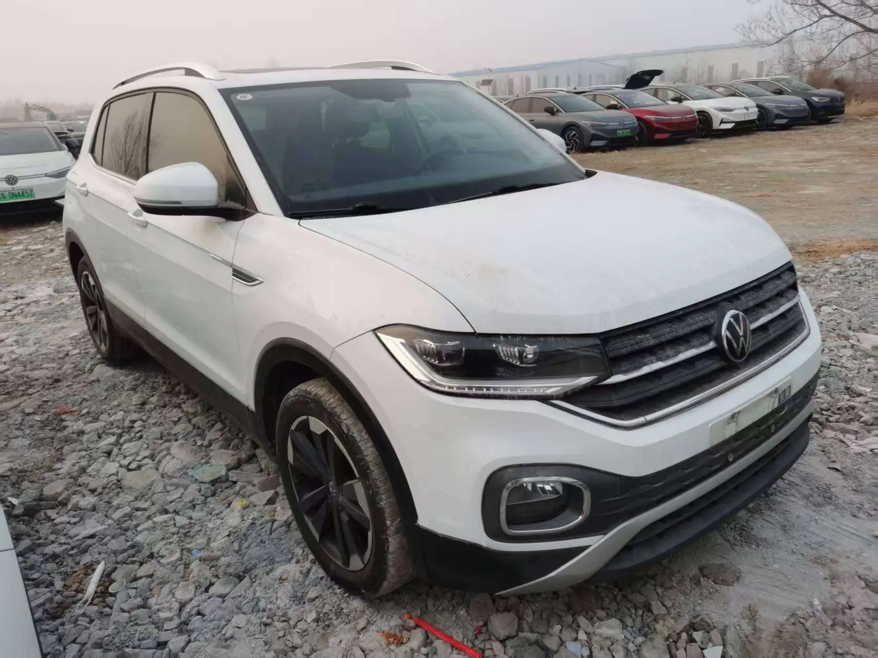 Volkswagen Explore the shadows  из Китая