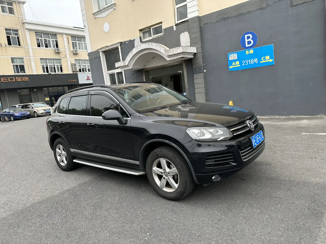 Volkswagen Touareg  из Китая