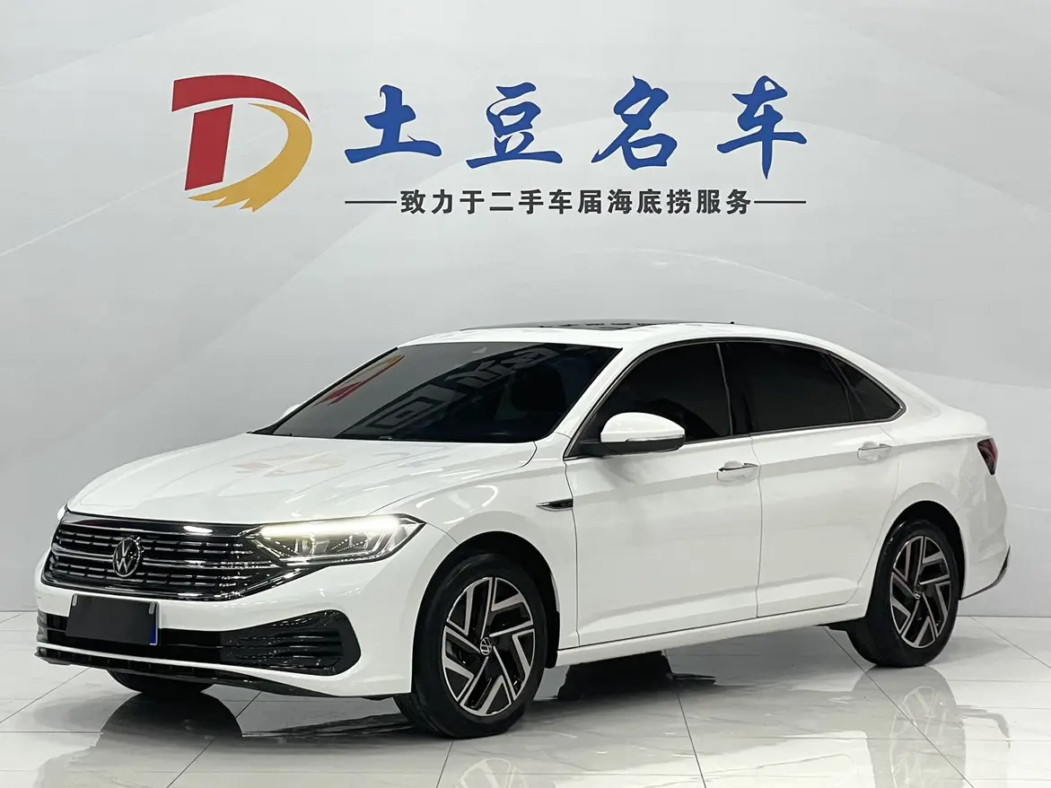 Volkswagen Sagitar  из Китая