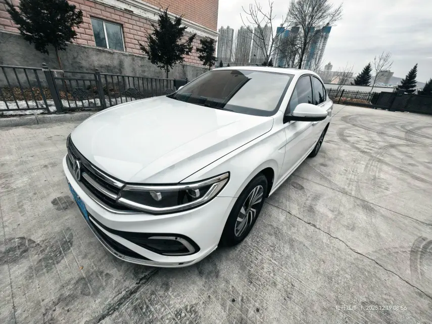 Volkswagen Bora  из Китая