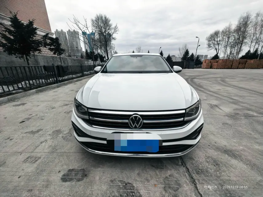 Volkswagen Bora  из Китая