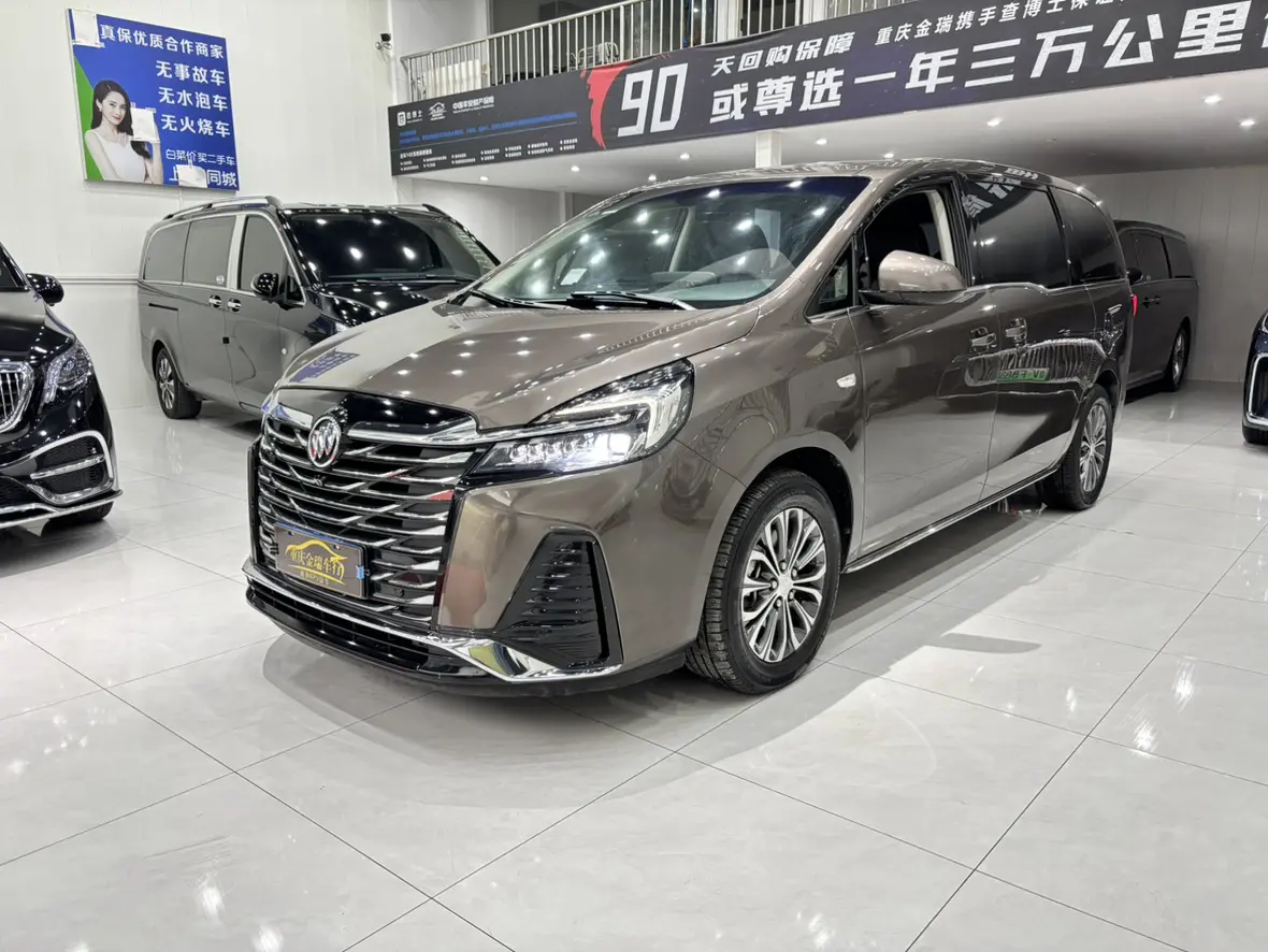 Buick GL8  из Китая