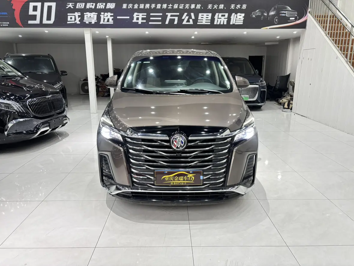 Buick GL8  из Китая