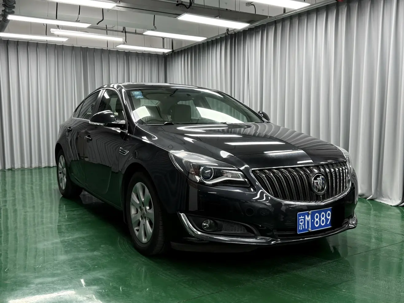 Buick Majesty  из Китая