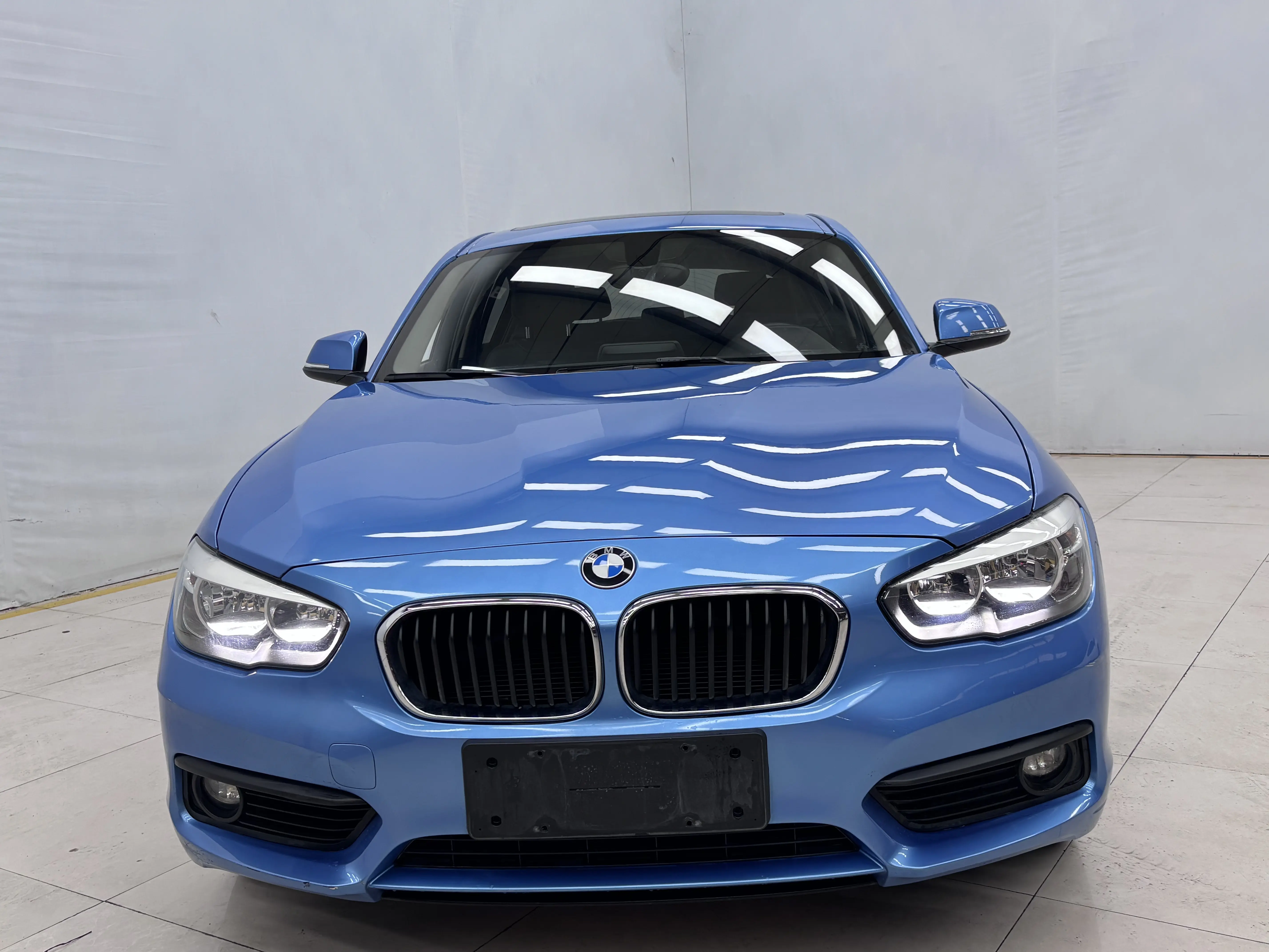 BMW 1 Series  из Китая