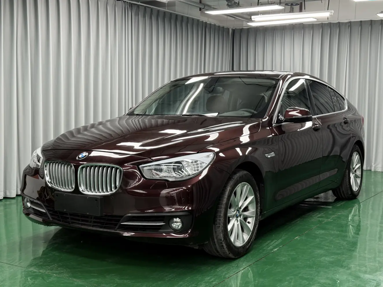 BMW 5 Series GT  из Китая