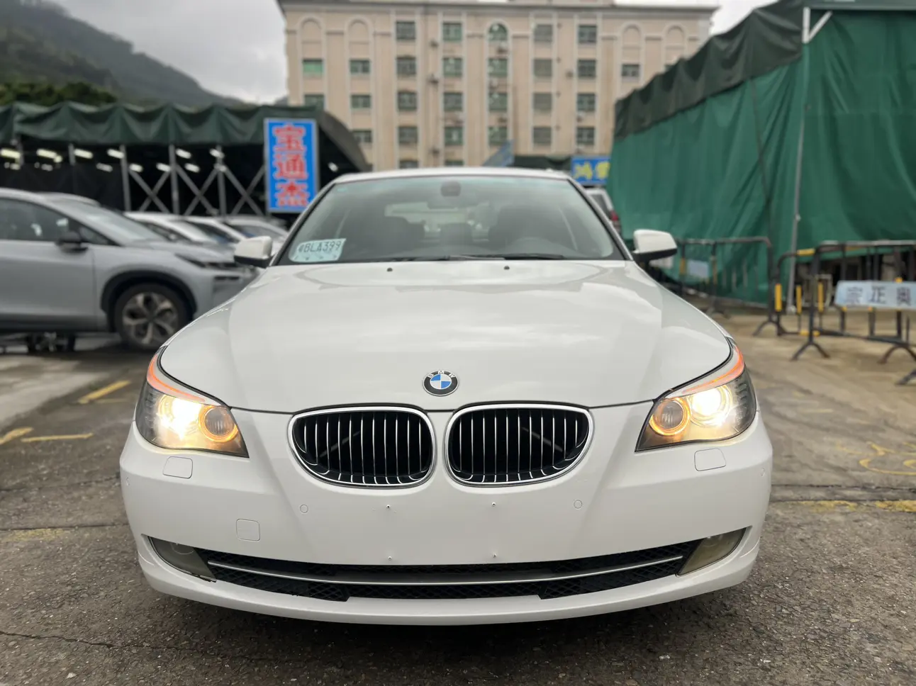 BMW 5 Series  из Китая