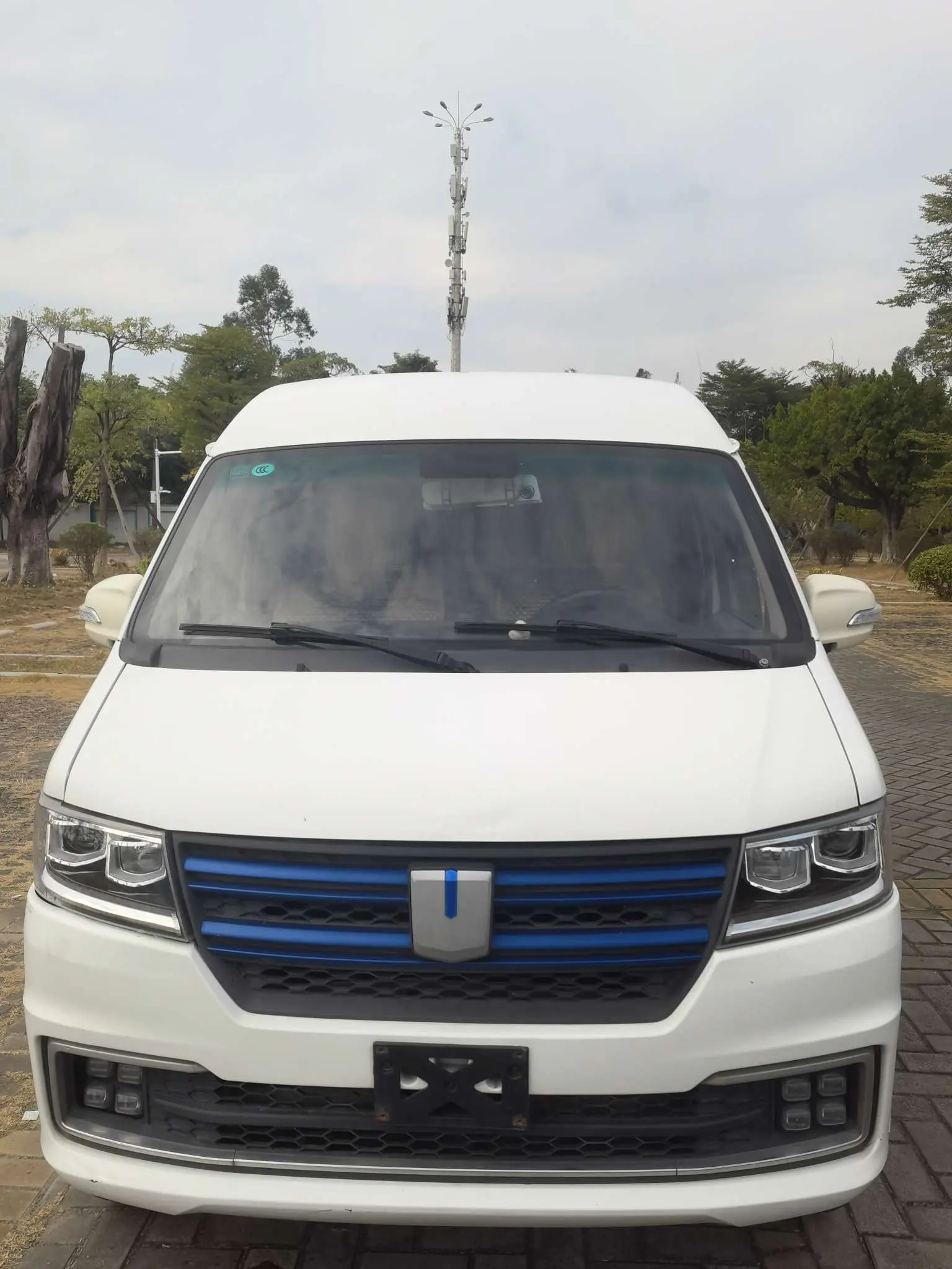 Remote E5  из Китая