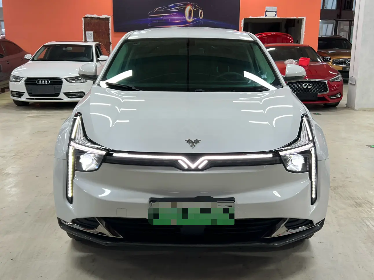 NETA NezhaU  из Китая