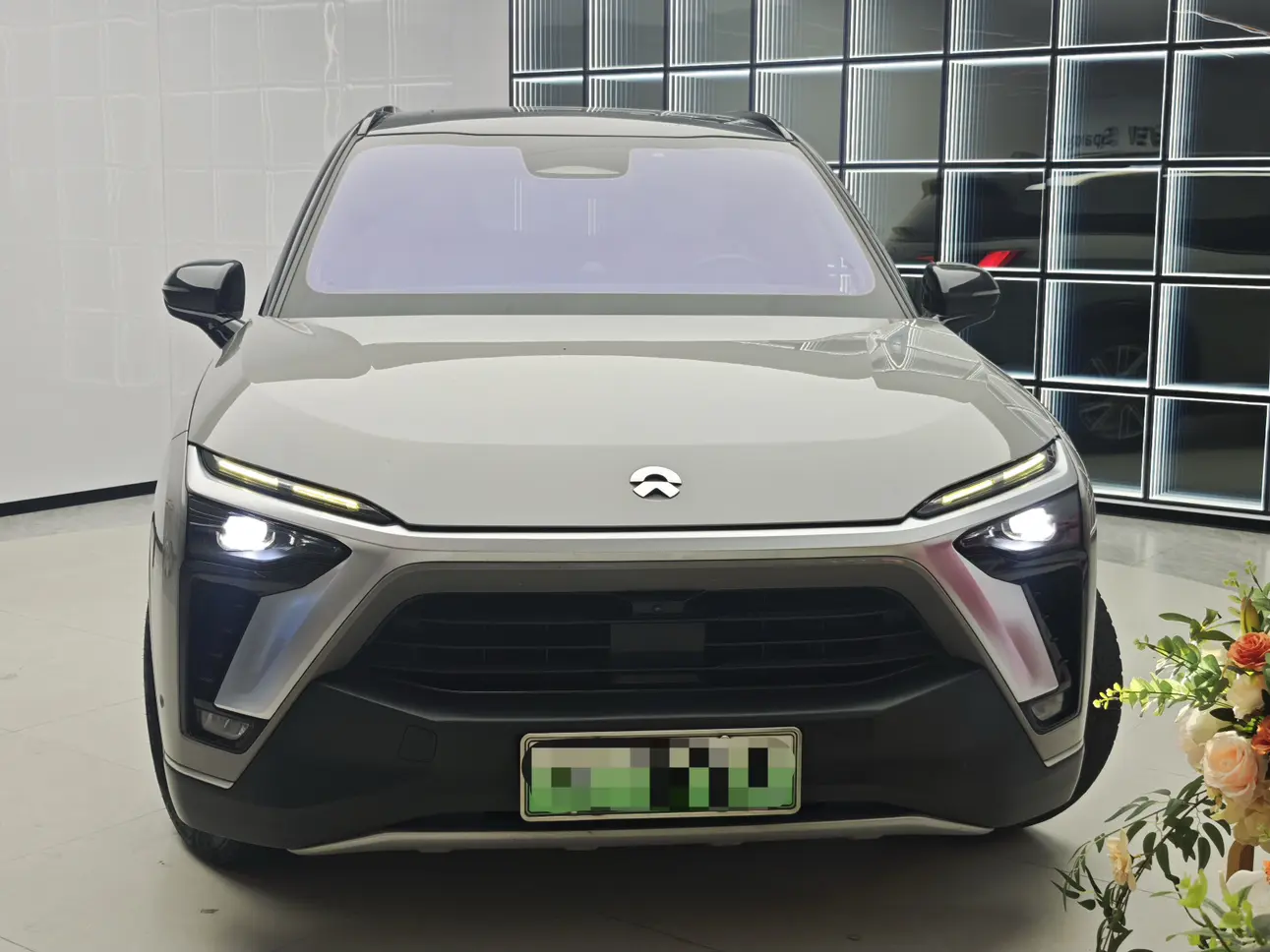 NIO ES8  из Китая