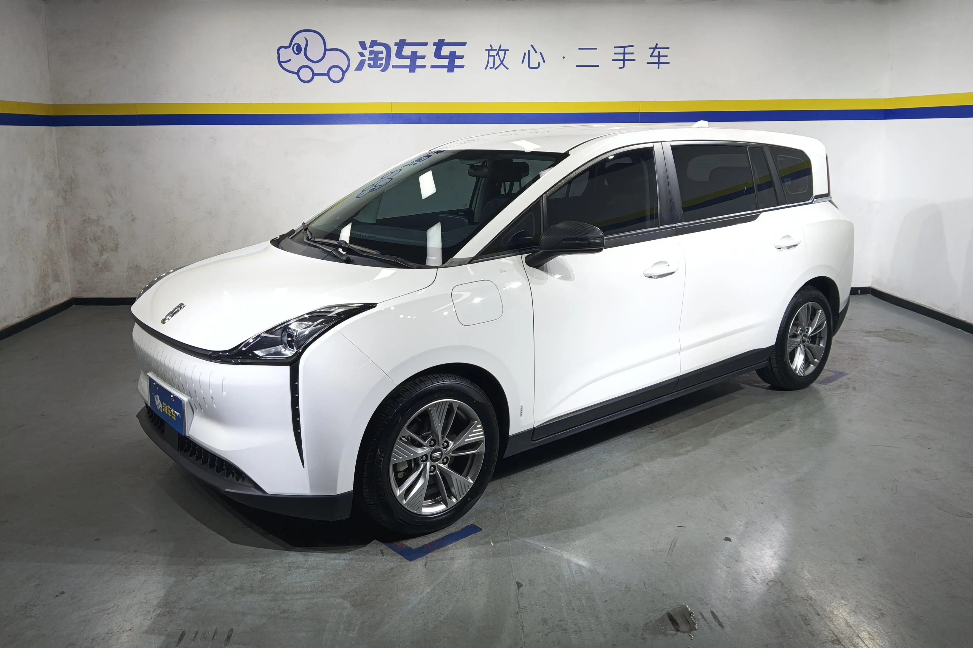 FAW Bestune NAT (Besturn NAT)  из Китая