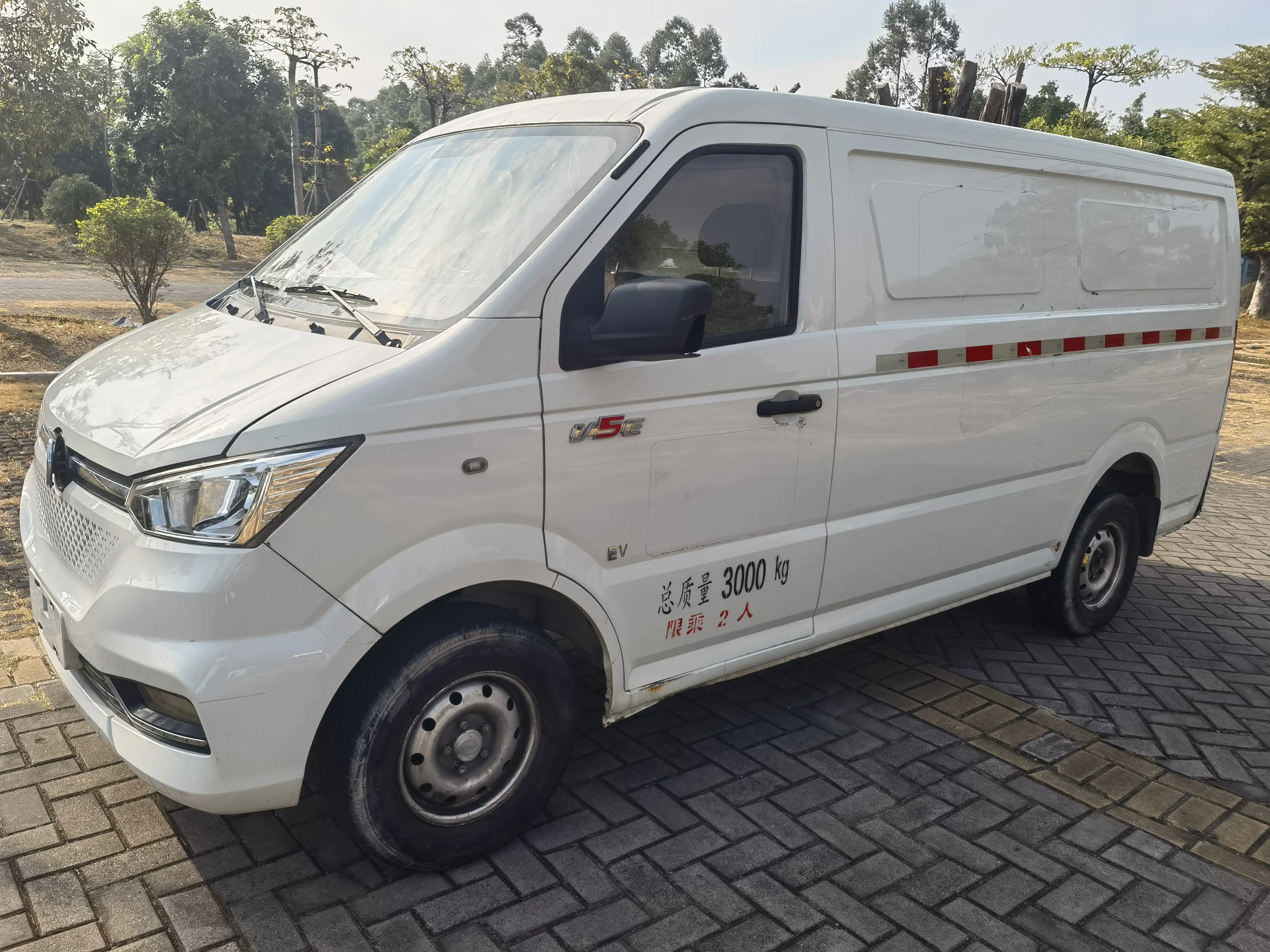 Dongfeng Yufeng EM26  из Китая