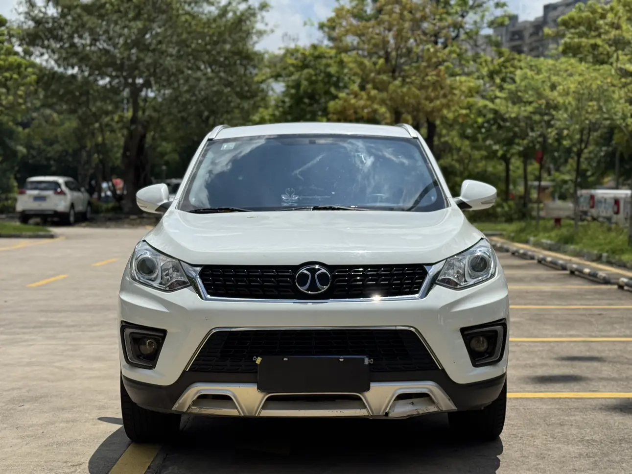 BAIC Shenbao X35  из Китая