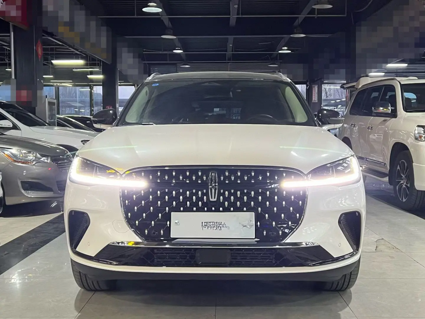 Lincoln Adventurer  из Китая