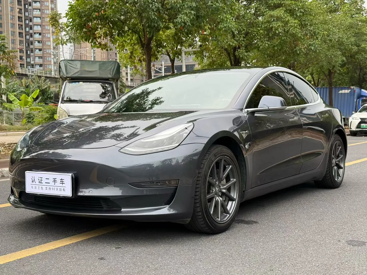 Tesla Model 3  из Китая