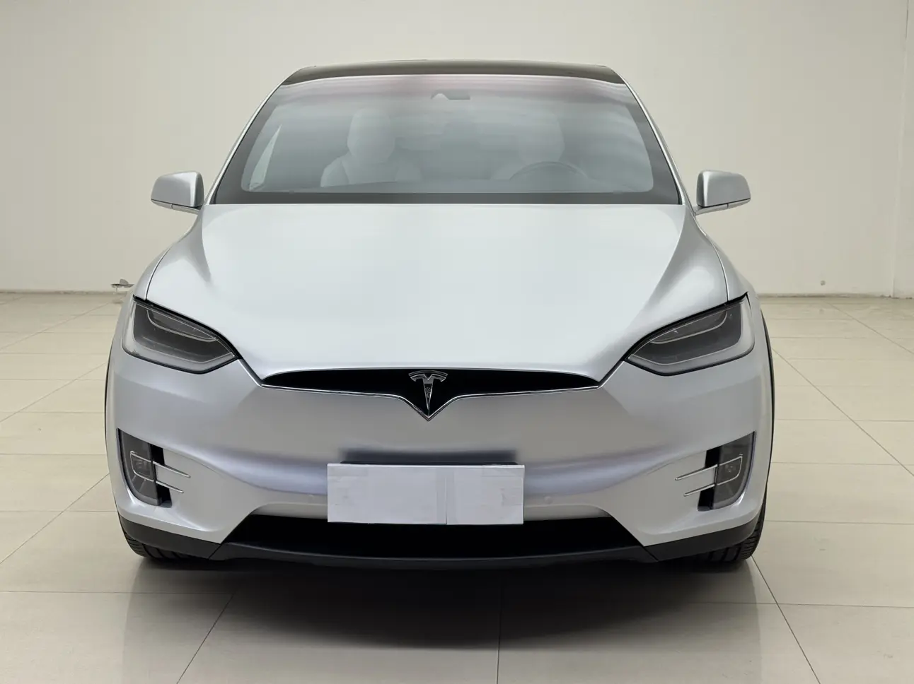 Tesla Model X  из Китая