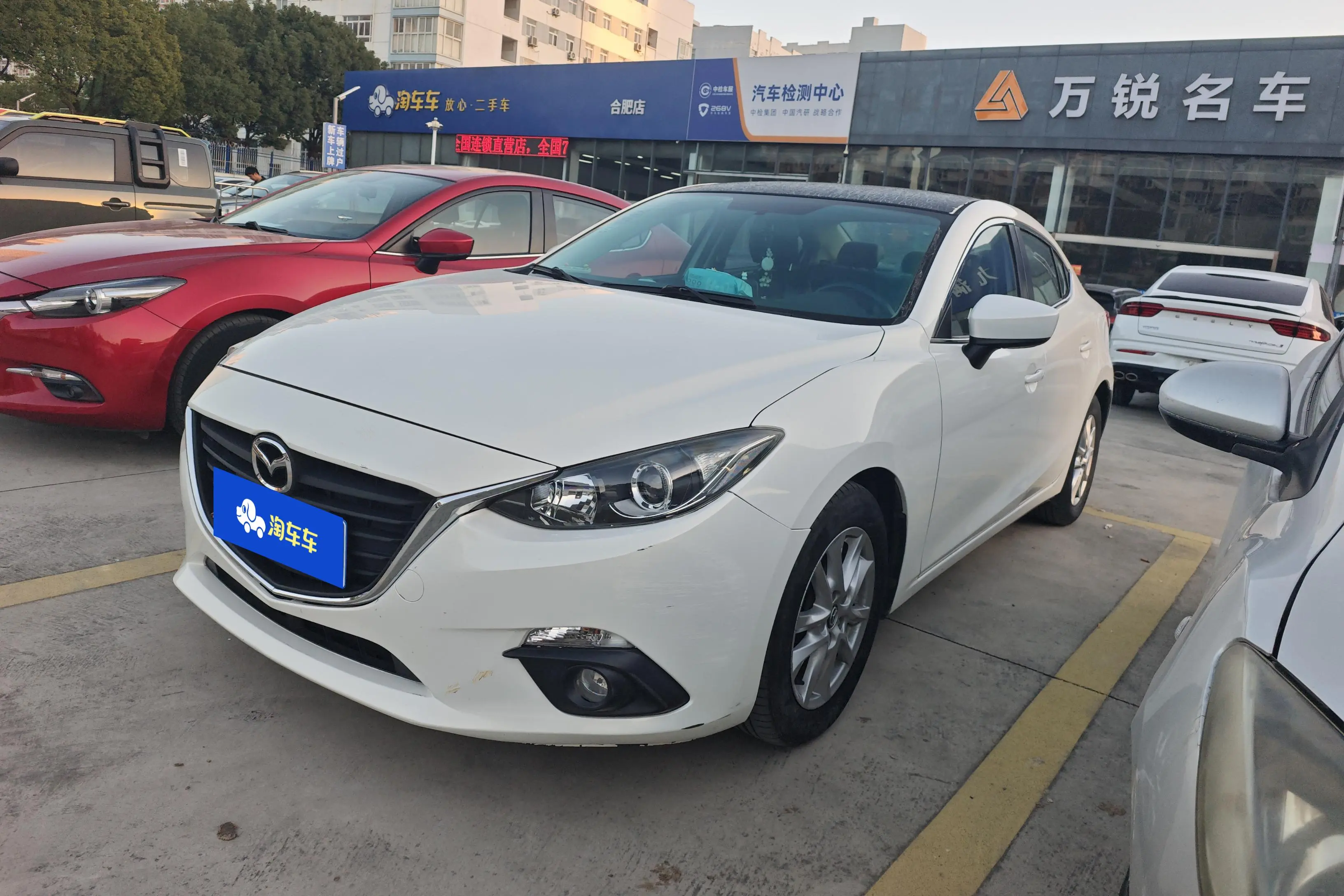 Mazda Axela (Mazda3)  из Китая