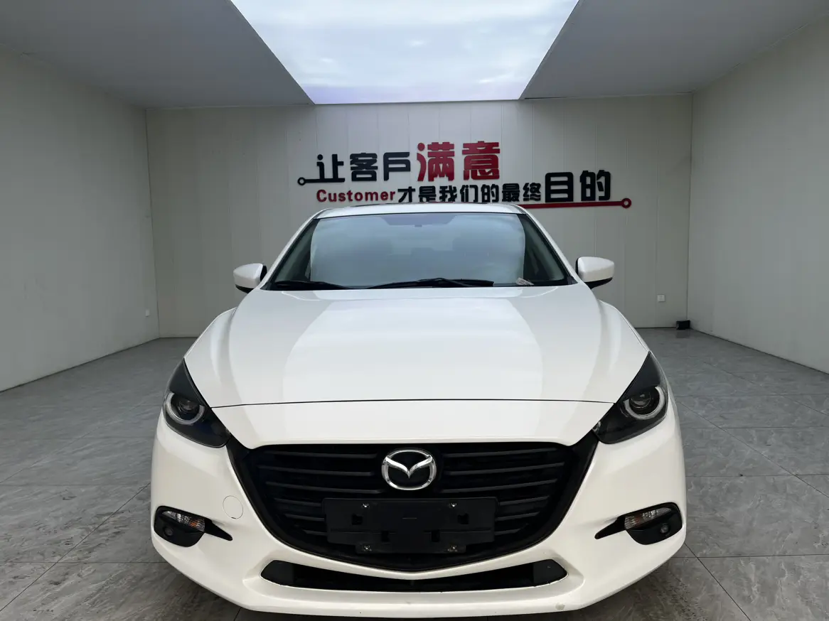 Mazda Axela (Mazda3)  из Китая