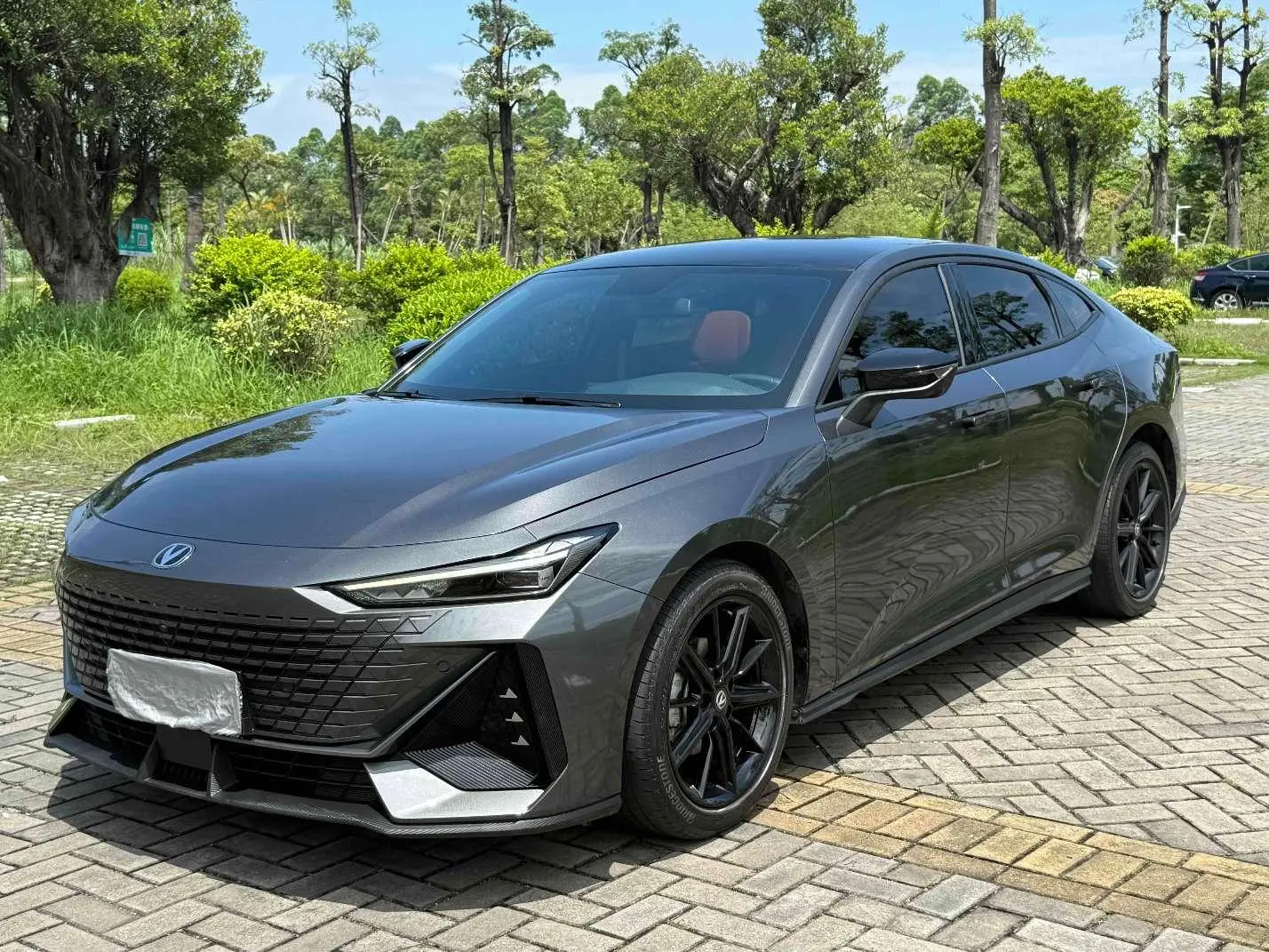 Changan UNI-V  из Китая