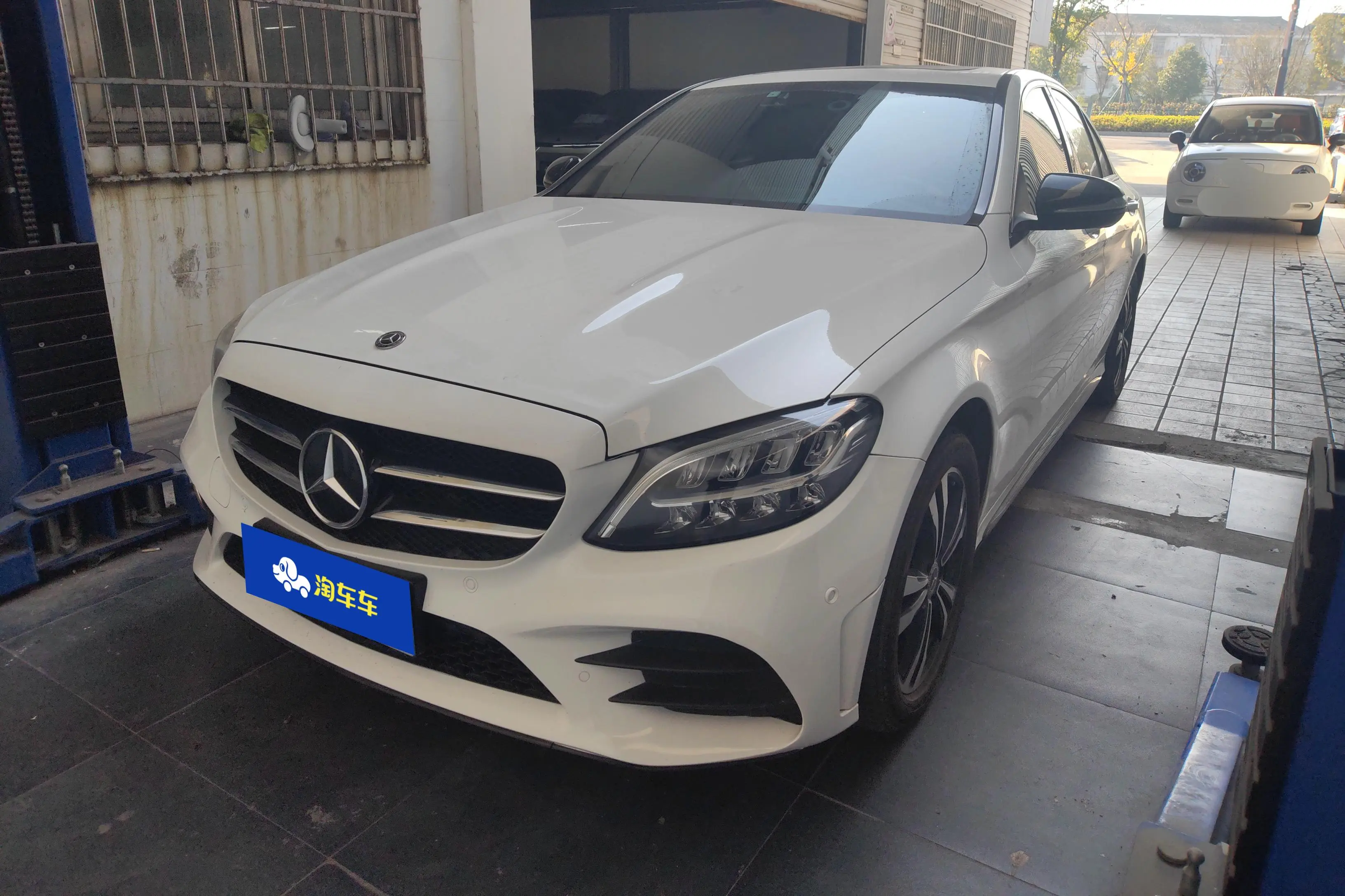 Mercedes-Benz Mercedes Benz C Class  из Китая