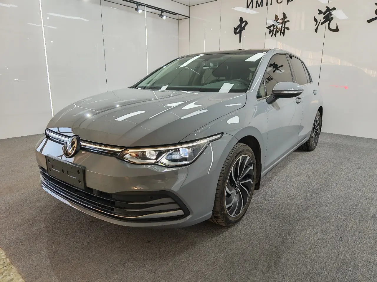 Volkswagen Golf  из Китая