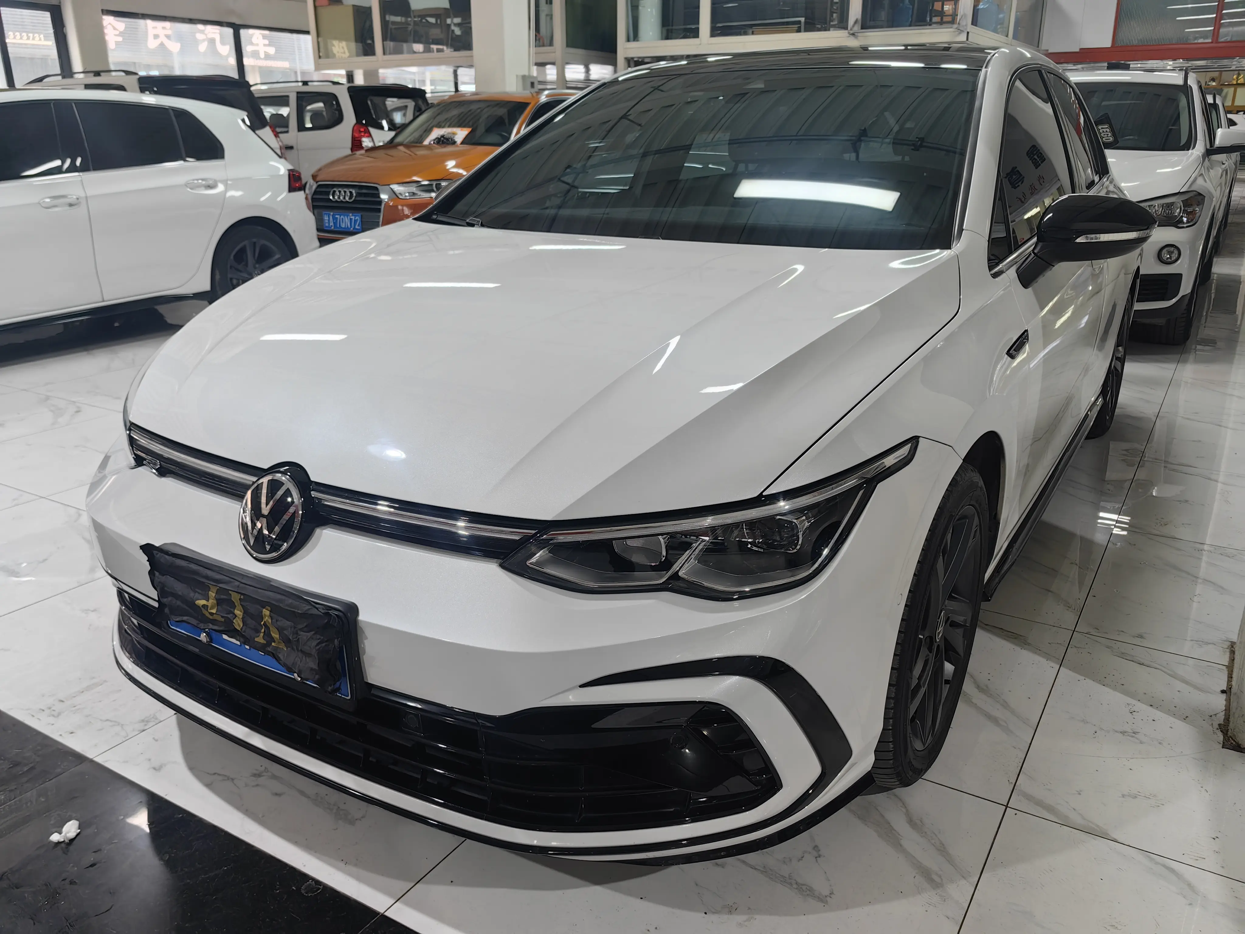 Volkswagen Golf  из Китая