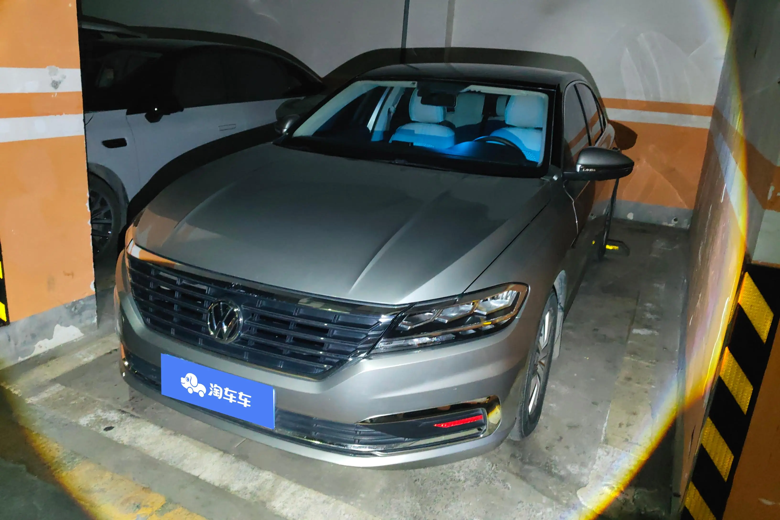 Volkswagen Lavida  из Китая