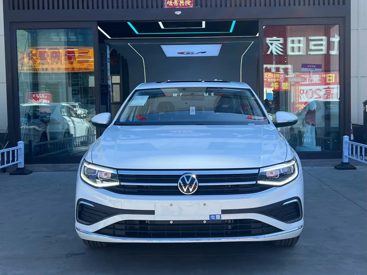 Volkswagen Bora  из Китая