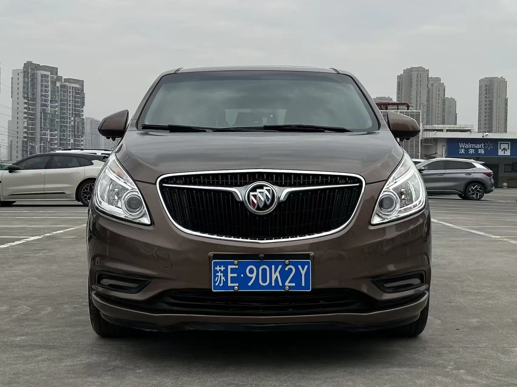 Buick GL8  из Китая